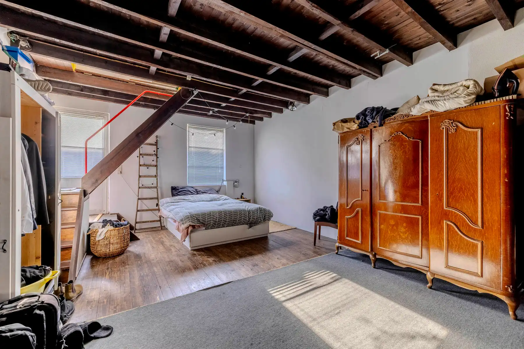 Wonen en werken in hartje Turnhout: handelspand + 2 appartementen foto 28