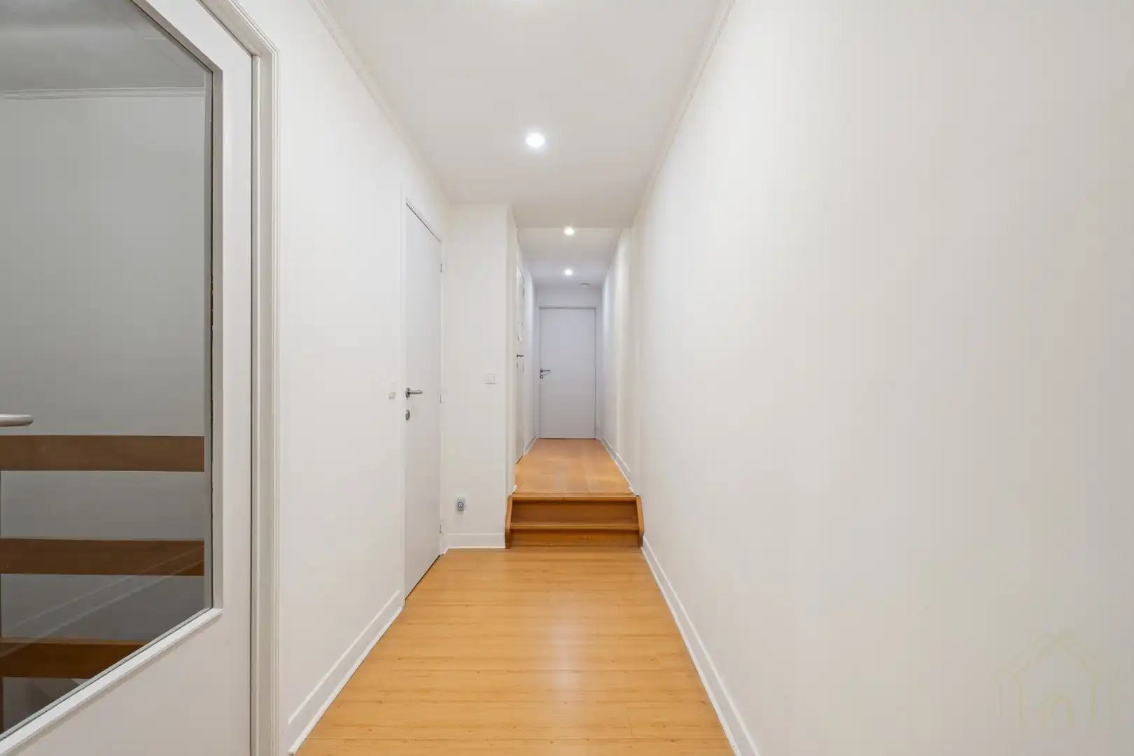 Instapklare woning met aparte werk- of praktijkruimte in het centrum van Lauwe foto 10