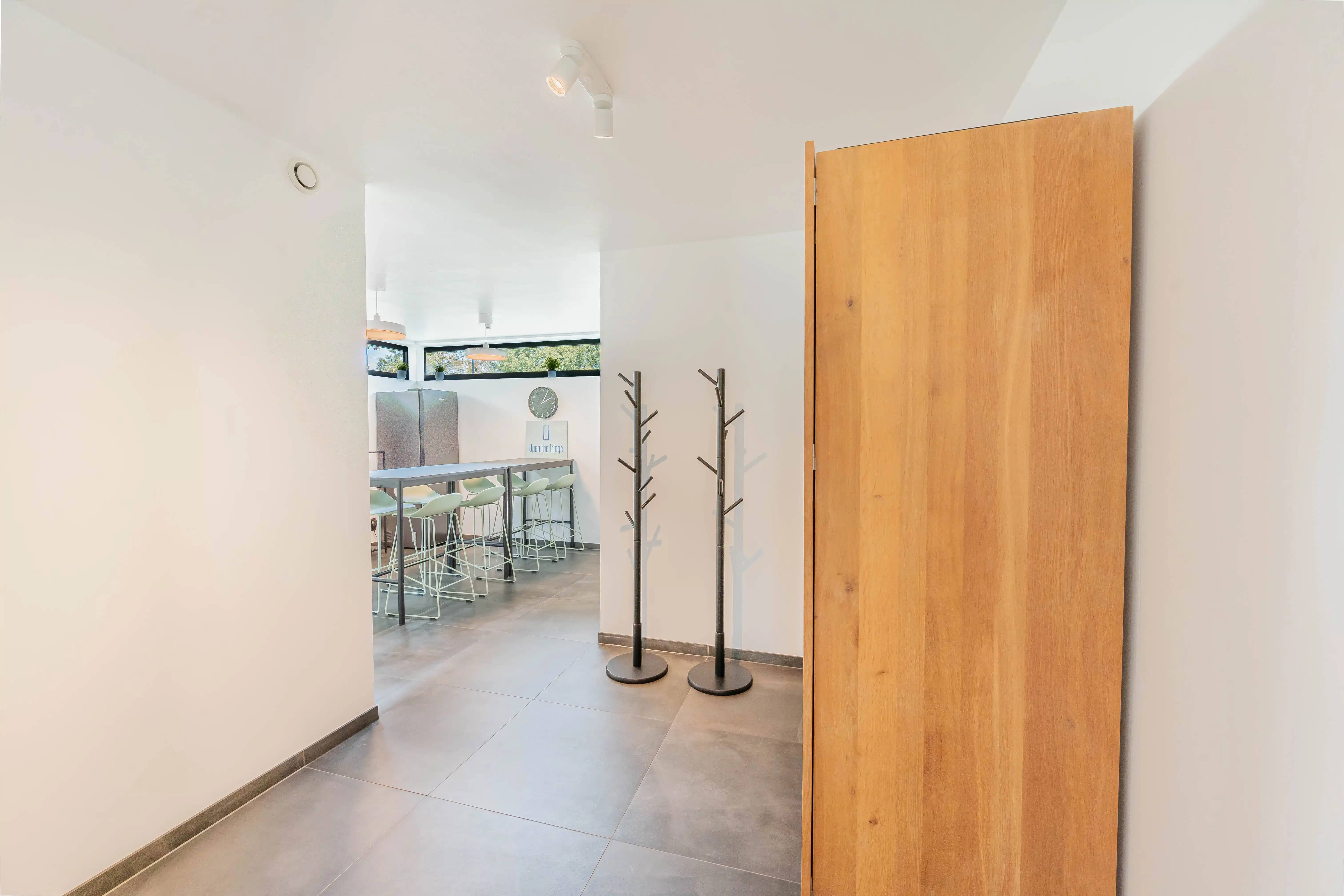 Knappe villa met kantoor, studio of praktijk mogelijkheden foto 13