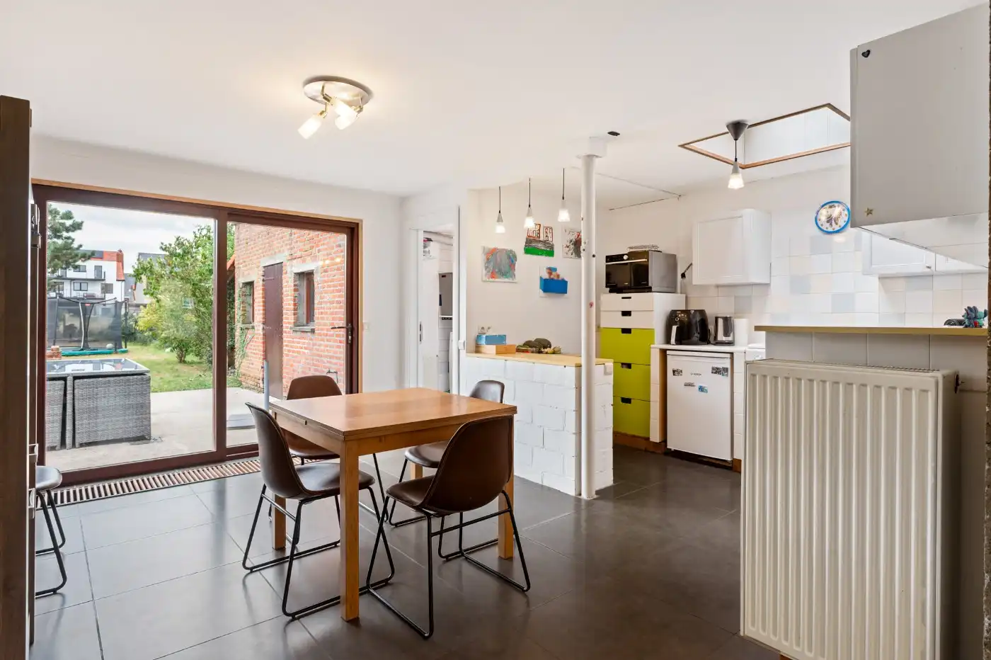 Centraal gelegen, ruime woning met 3 slpk. en tuin foto 7