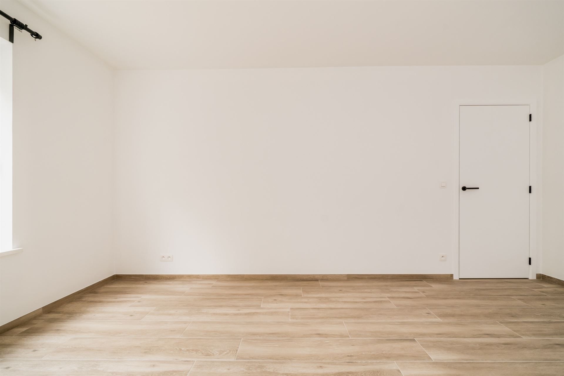 Moderne nieuwbouwwoning met 4 slpkm, tuin en garage  foto 14