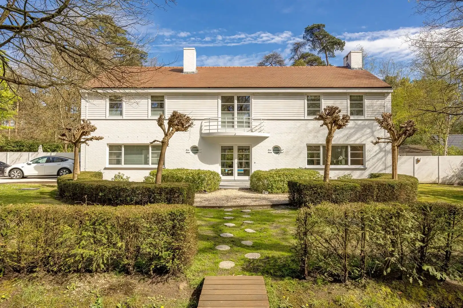 Exclusieve architectenvilla met zwembad in de prestigieuze Bellemondwijk foto 3