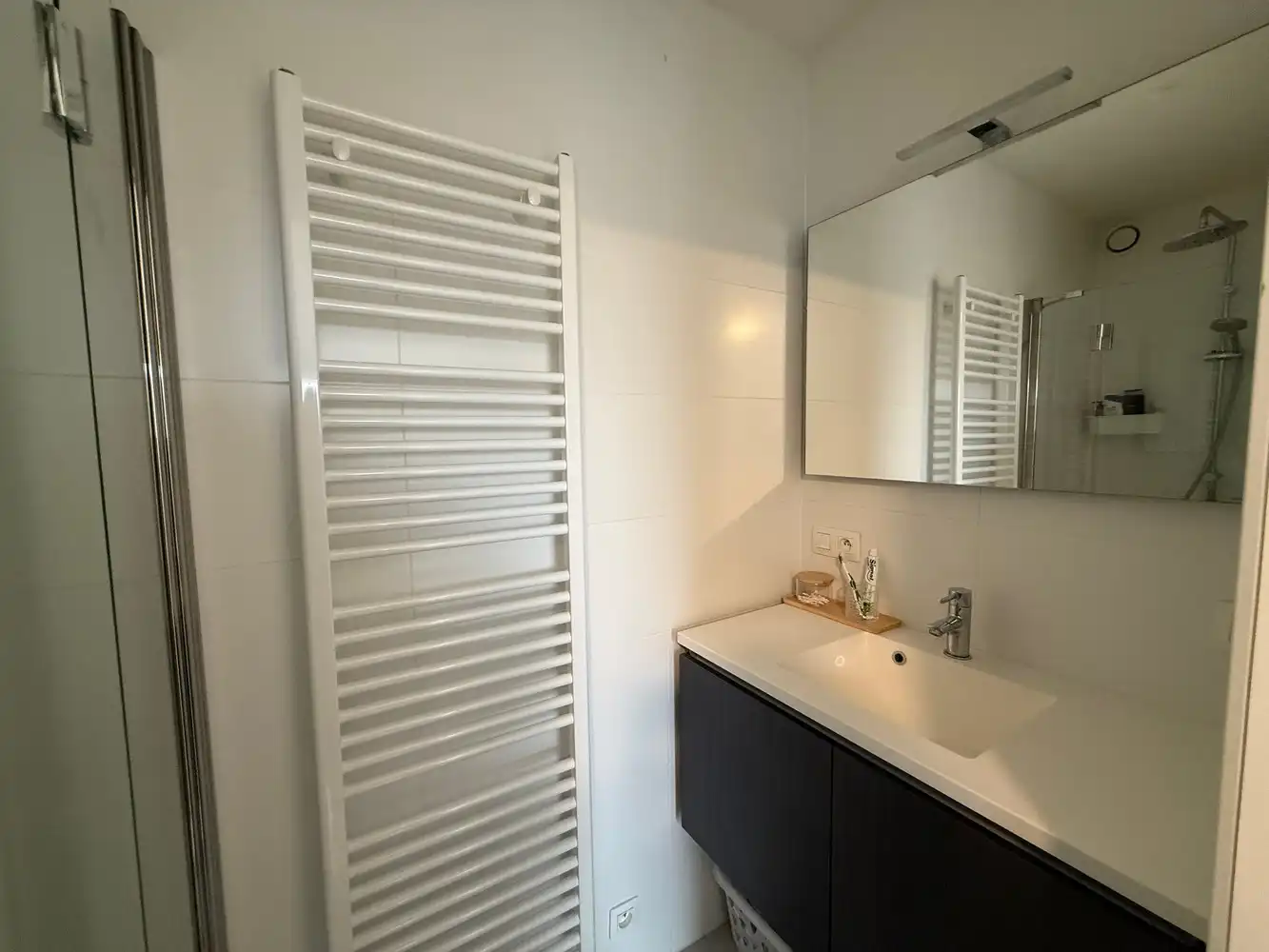 Recent en lichtrijk appartement met ruim terras foto 11