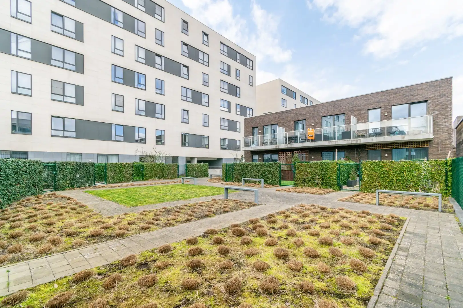 Een goed onderhouden, instapklaar appartement! foto 3
