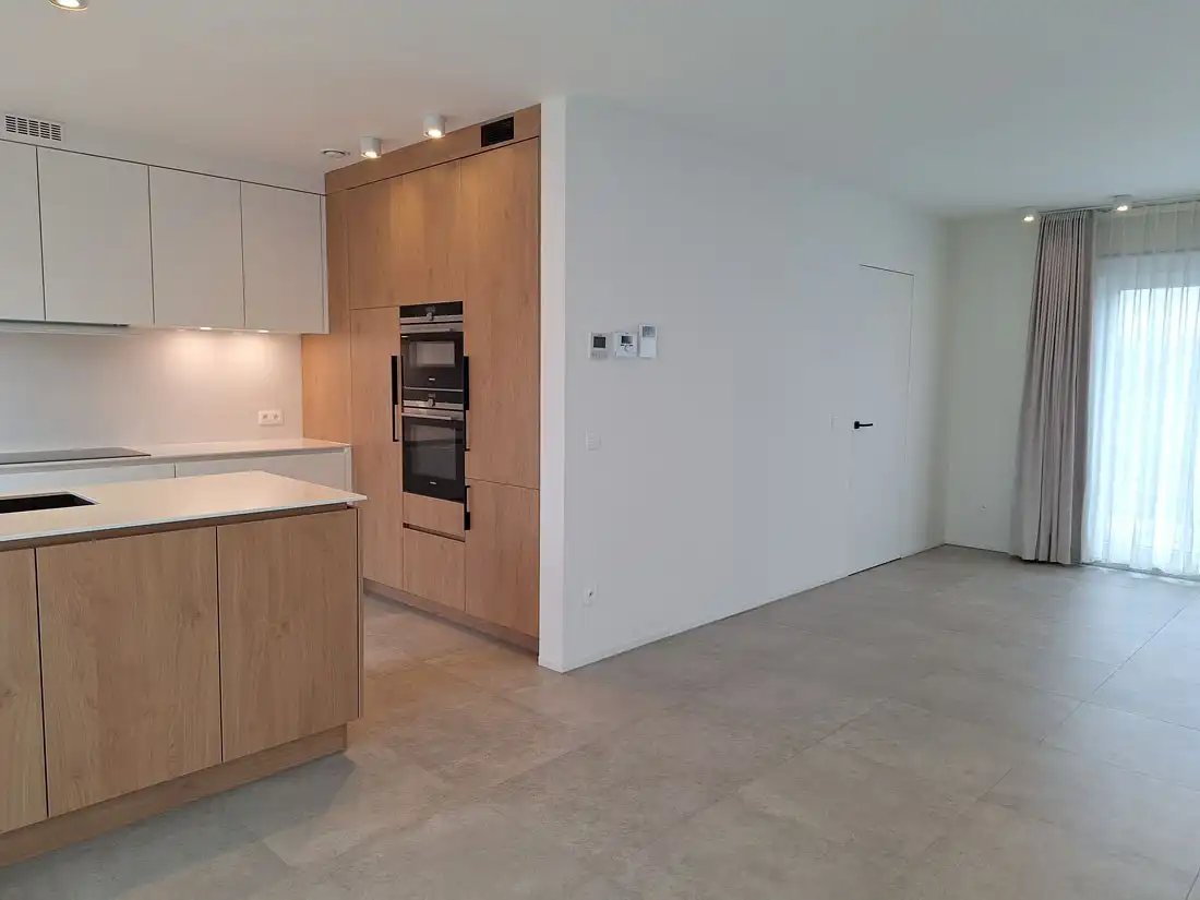 Modern instapklaar appartement te Koersel centrum foto 5