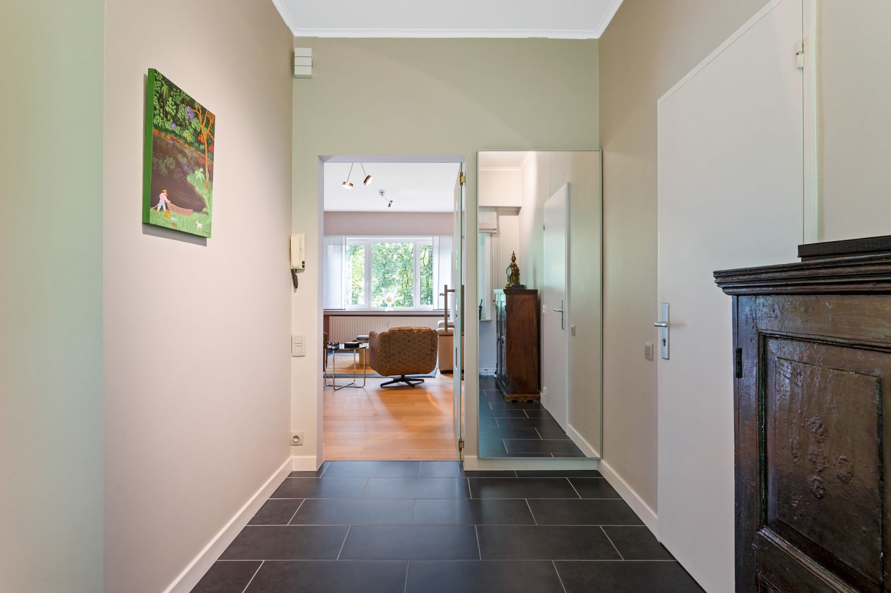 Wonen in het groen: luxueus app. met terrassen & garage foto 5