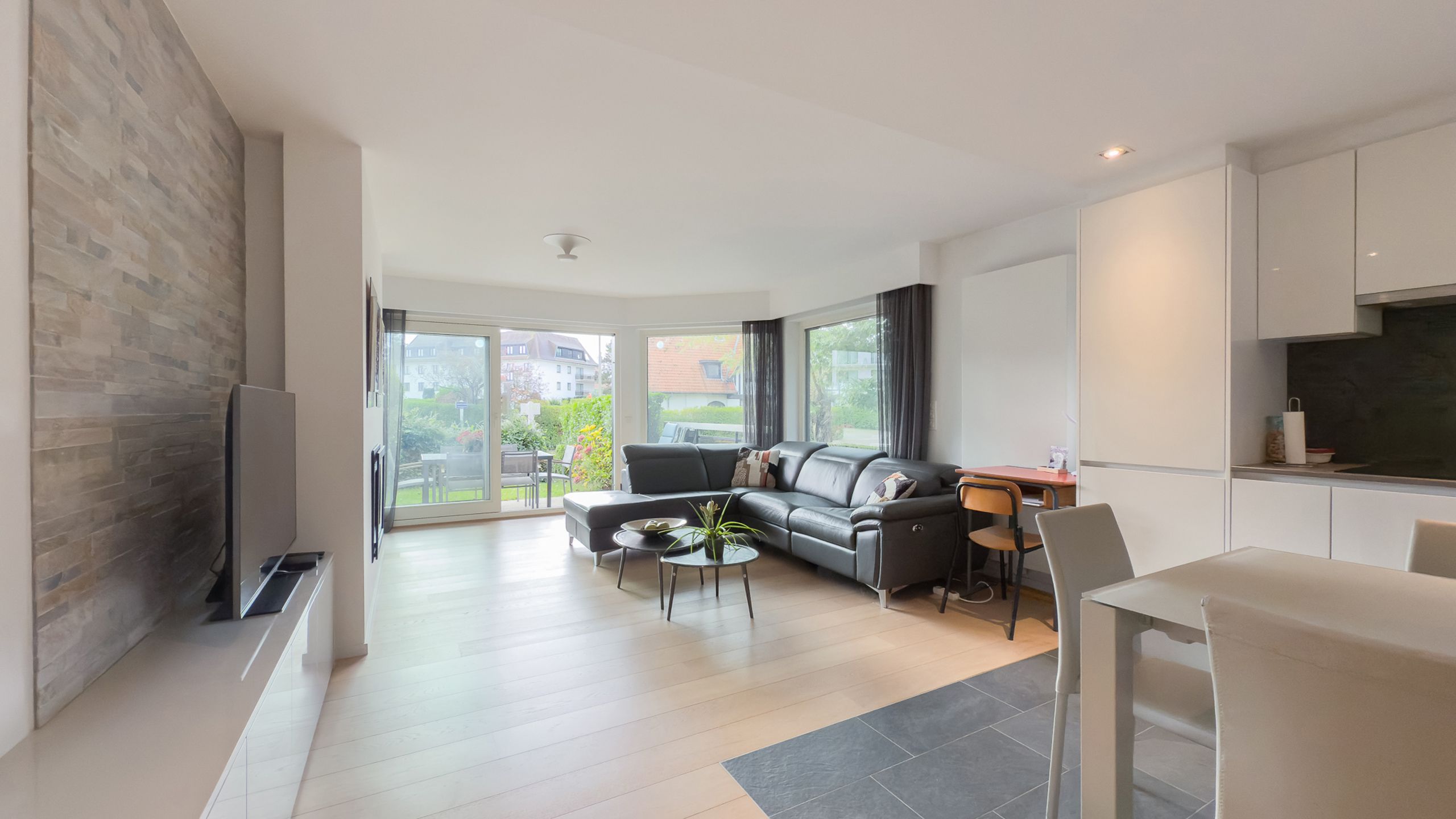Zonnig gelijkvloers appartement met tuin in Knokke-Zoute foto 3
