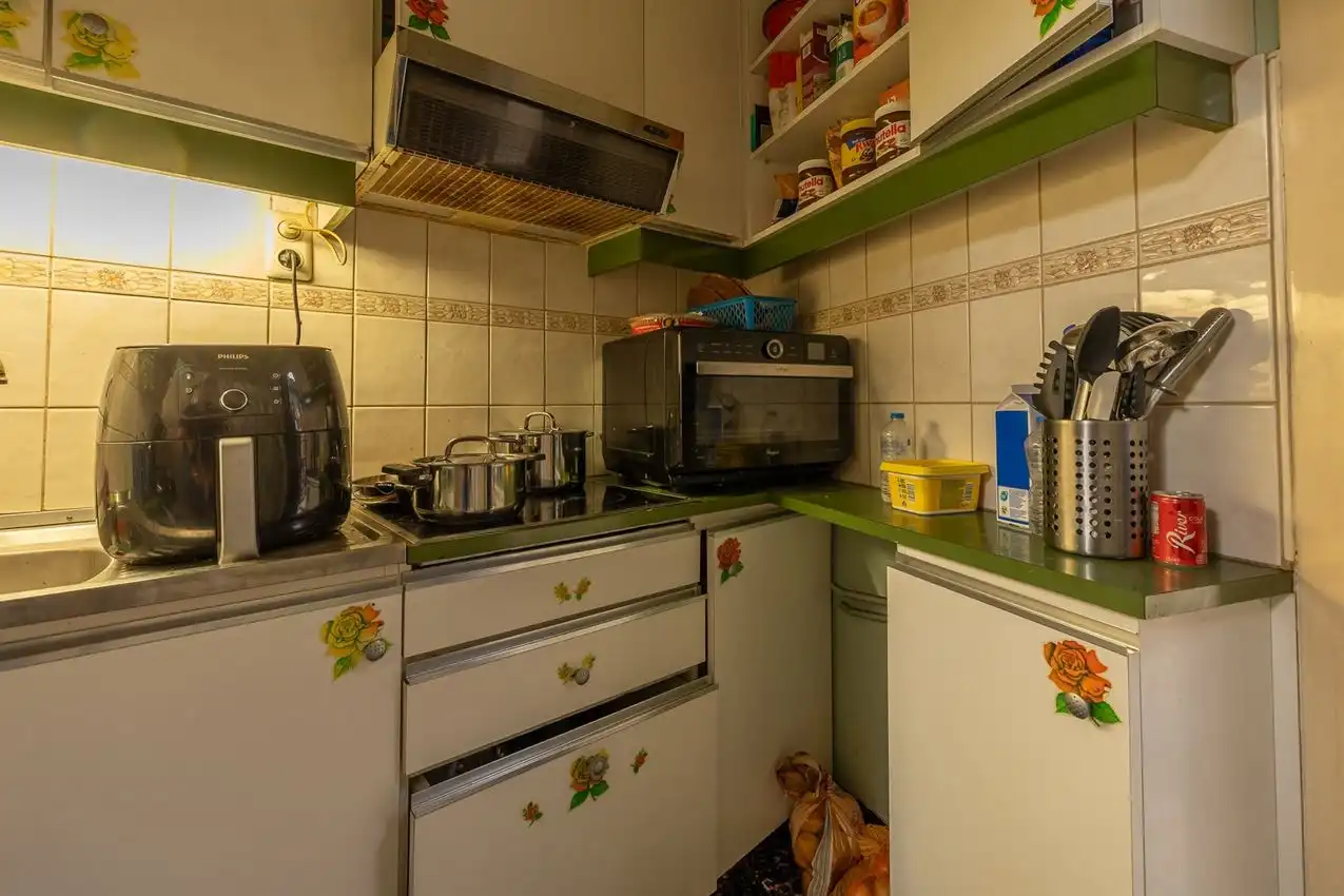 Label C, bijna volledig gerenoveerd, garage, toplocatie beroep foto 11