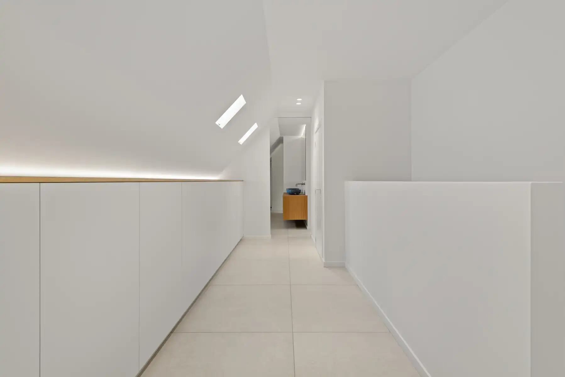 Exclusief duplex dakappartement met zicht op weiland. foto 26