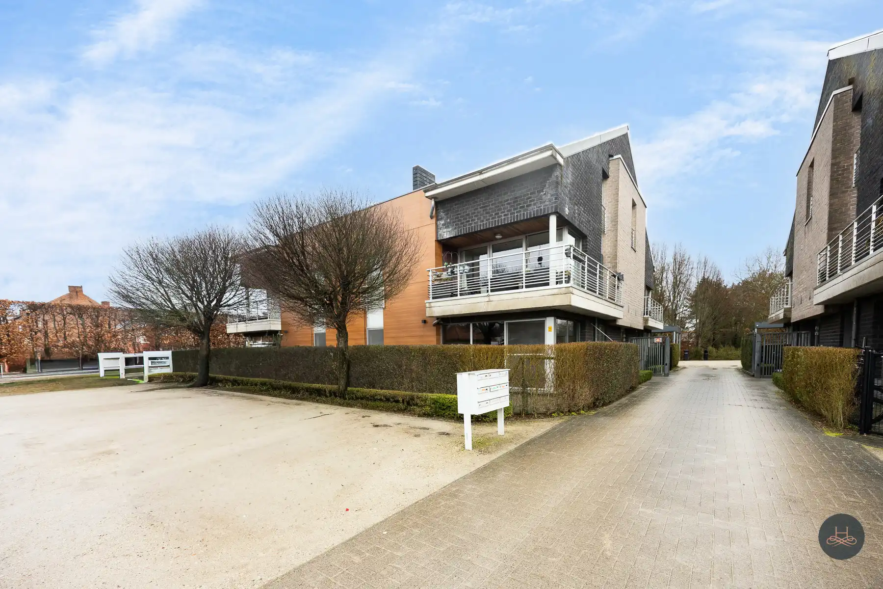 Gelijkvloers appartement met 2 slaapkamers foto 3