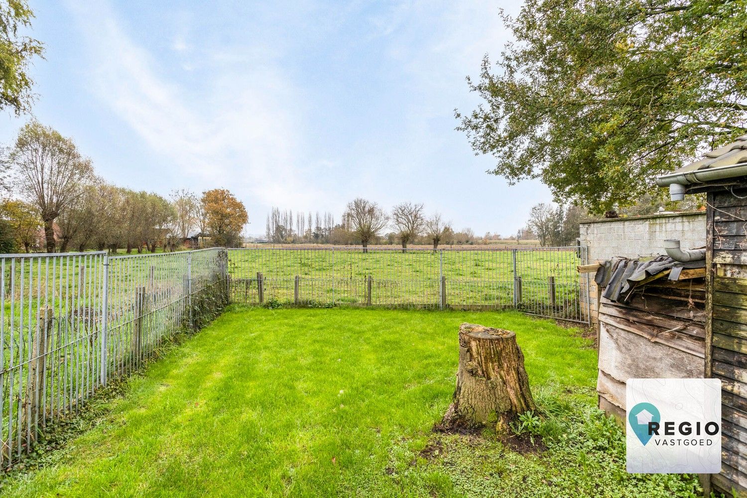 Uitzonderlijk gunstig gelegen laagbouwvilla – Landelijk verzicht. foto 26