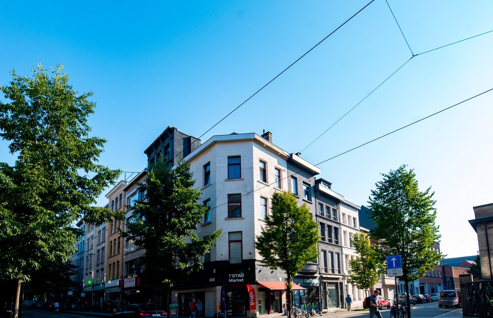 Licht en gezellig 1-slaapkamer dakappartement in centrum Antwerpen.  foto 1