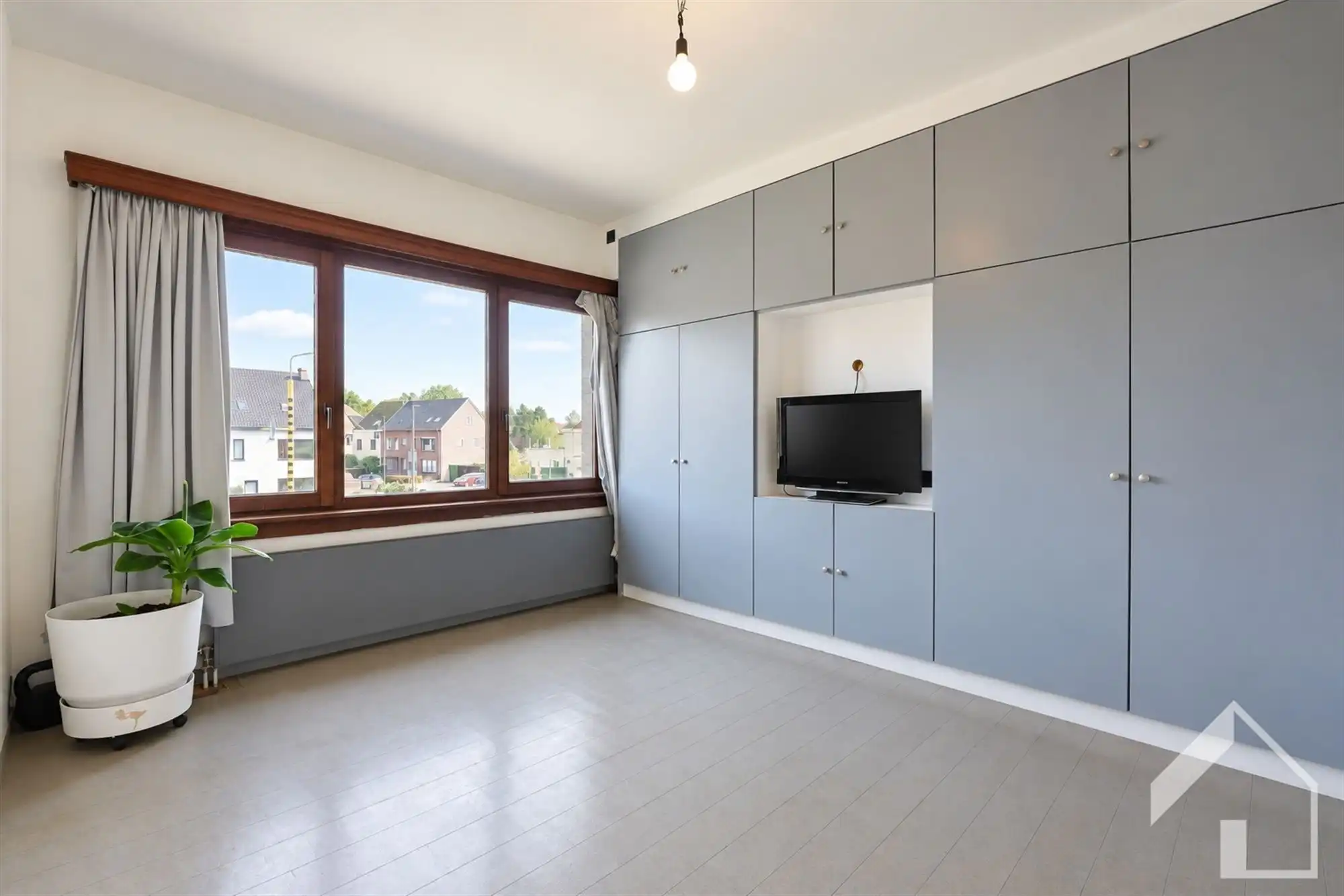 Gezellige woning met 2 slaapkamers en een ruime tuin foto 14