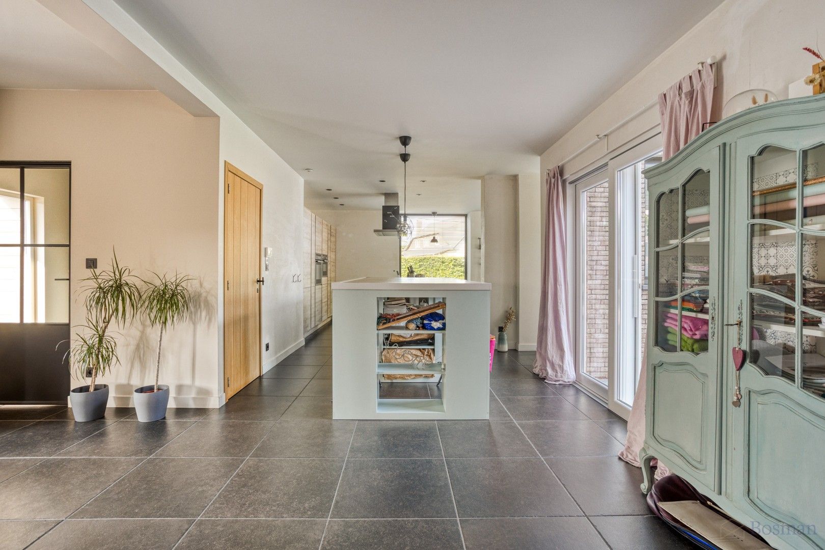 Lichtrijke energiezuinige woning te koop in Paal foto 7
