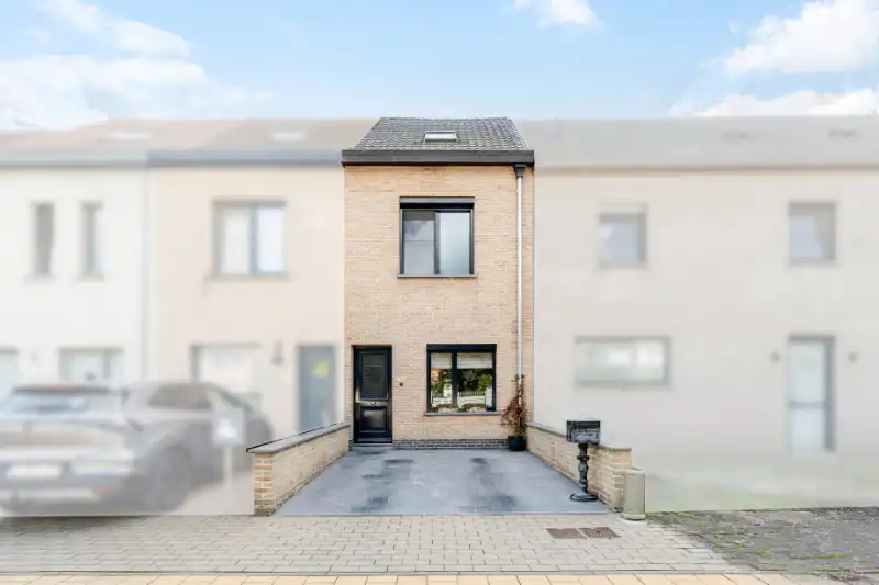 Knappe stijvolle instapklare woning - 4 slpkmrs !! foto 19