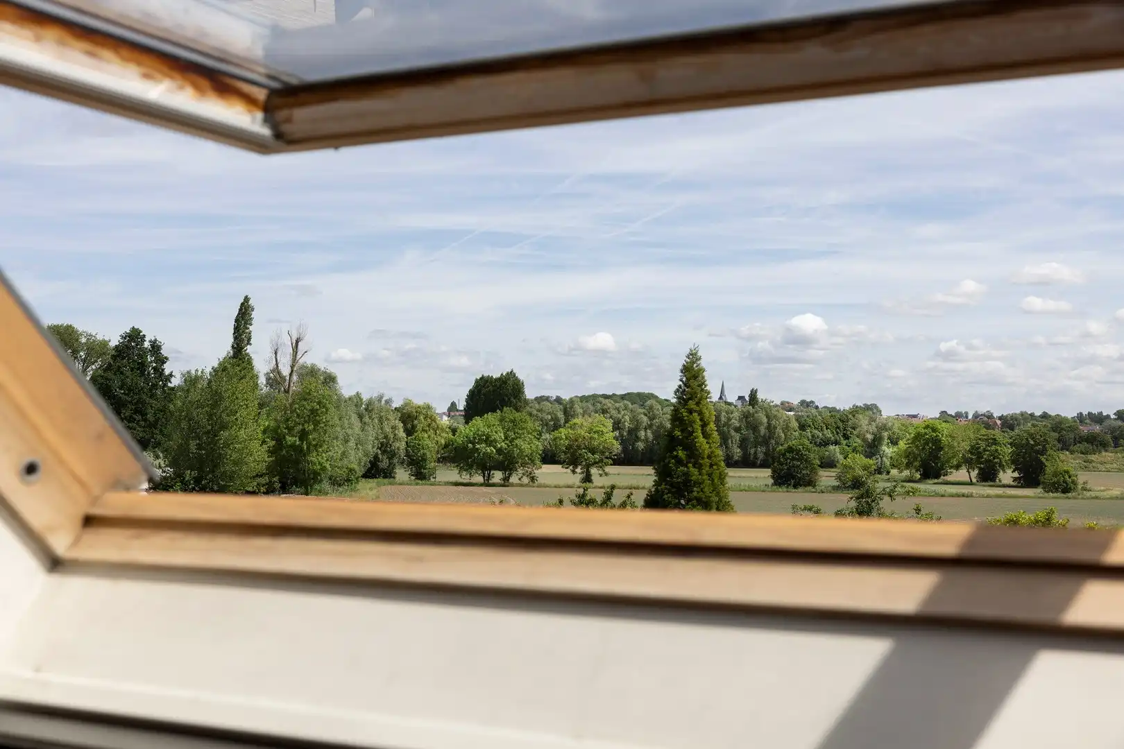 Karaktervolle woning met 4 kamers en gezellige binnentuin. foto 18