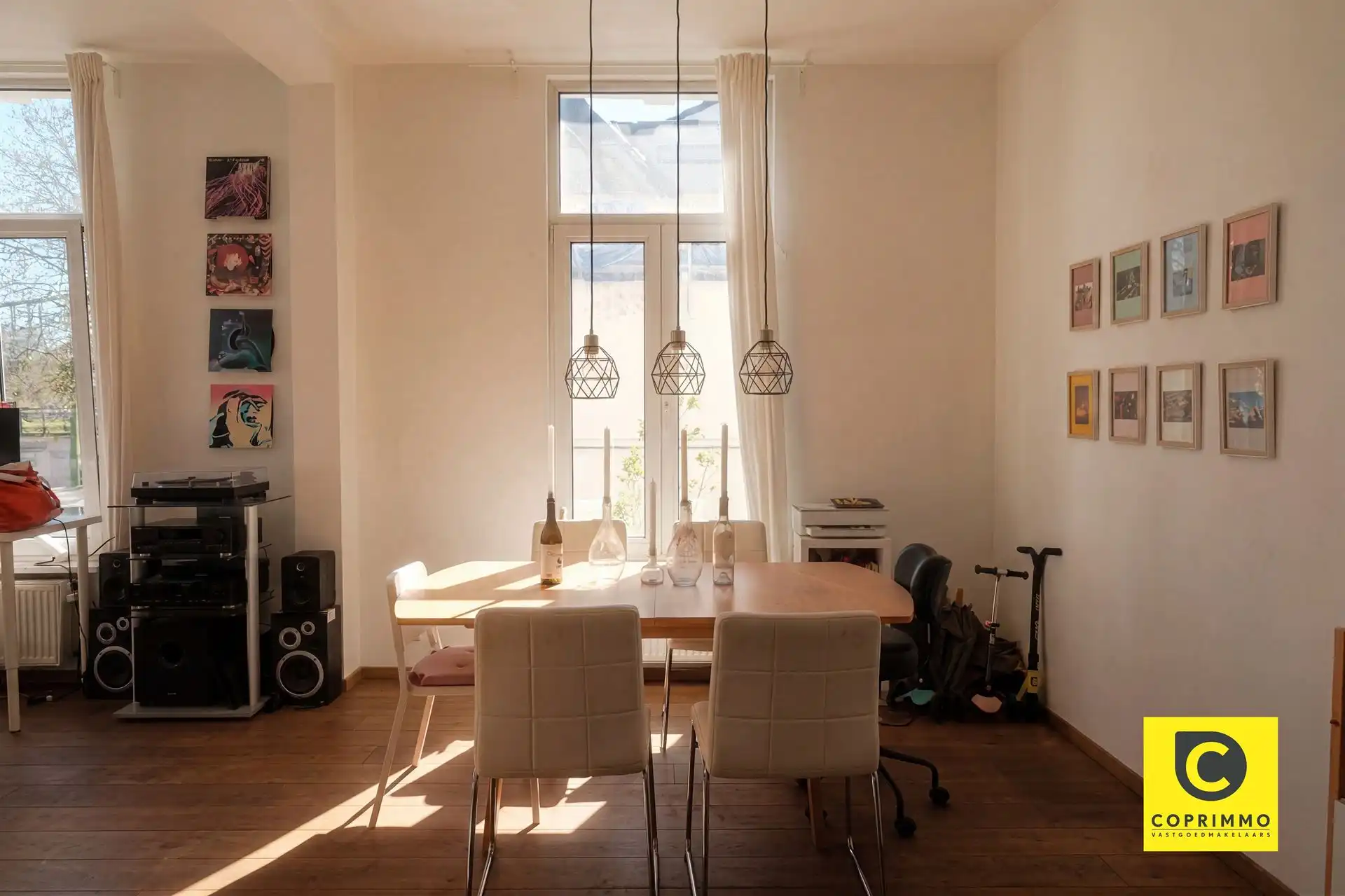  Lichtrijk hoekappartement met 2 volwaardige slaapkamers foto 4