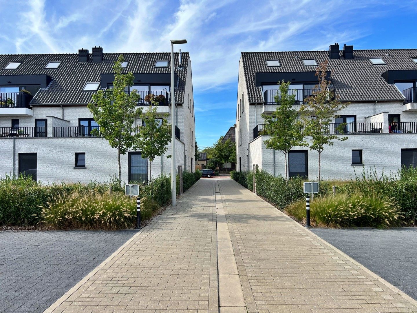 Gelijkvloers 2-slaapkamer appartement met terras, carport en staanplaats foto 20