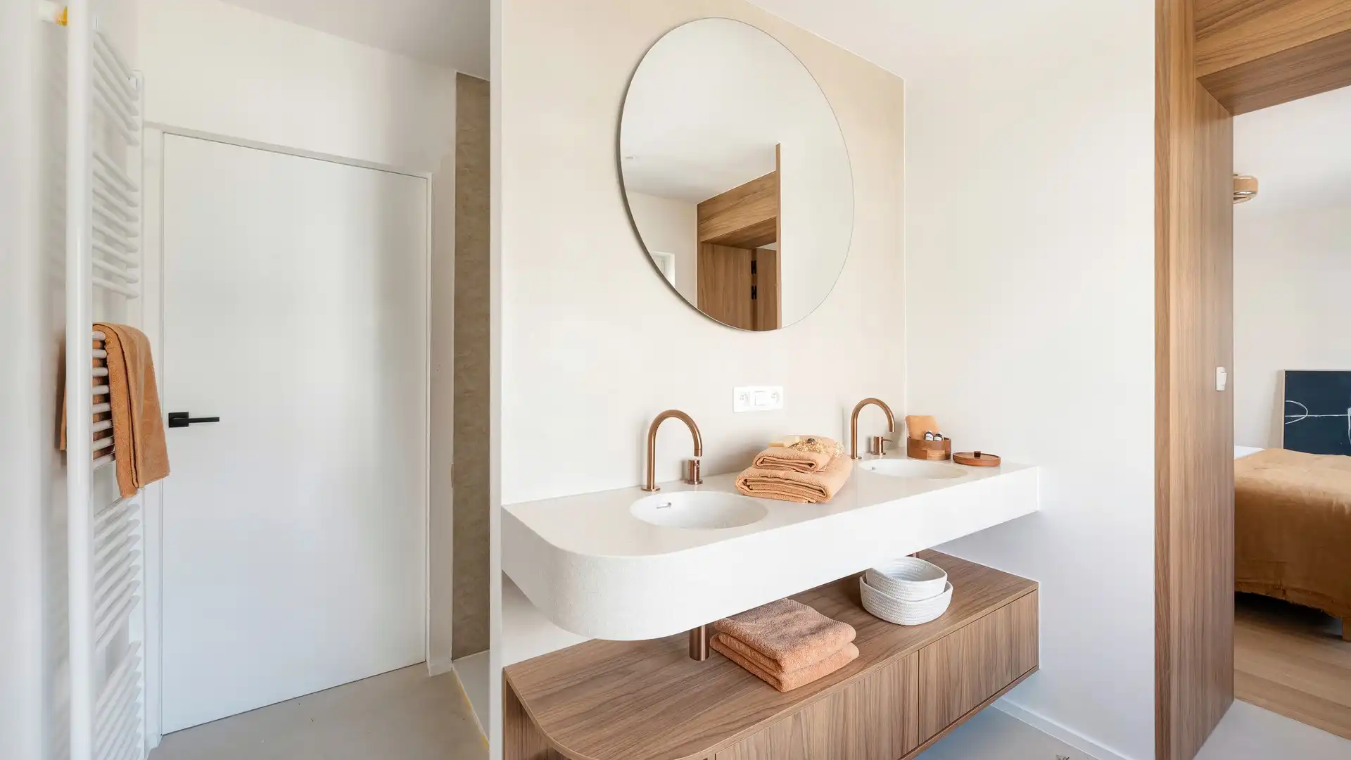 Exclusief gerenoveerde villa op een absolute toplocatie foto 37
