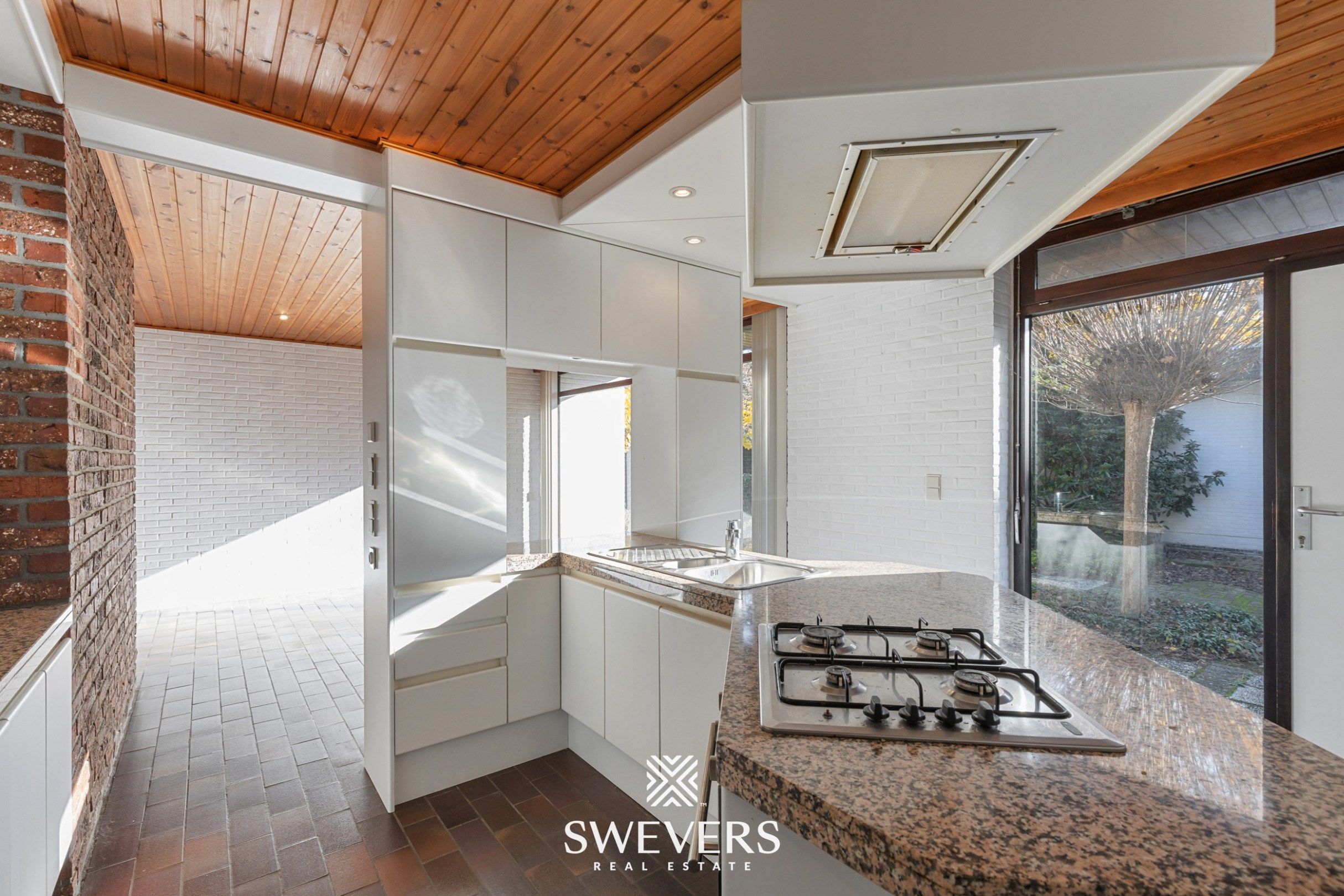 Woning met veel potentieel op 17a 46ca in de residentiële bloemenwijk te Bolderberg foto 10