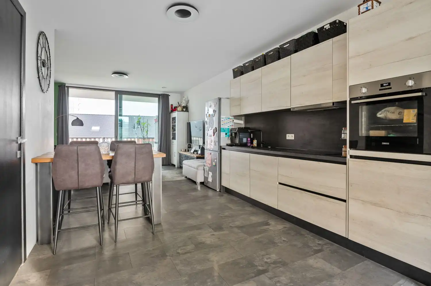 Modern appartement met 2 slaapkamers en terras op toplocatie in Lier! foto 7