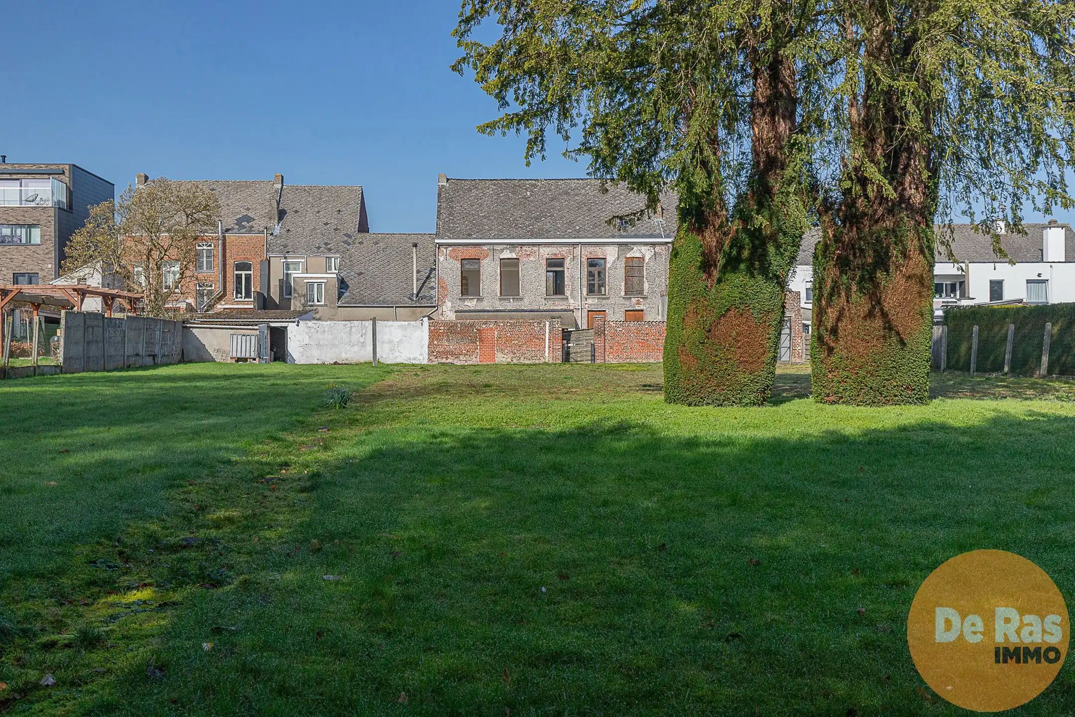 NIEUWERKERKEN - BURGERHUIS MET GROTE TUIN foto 23