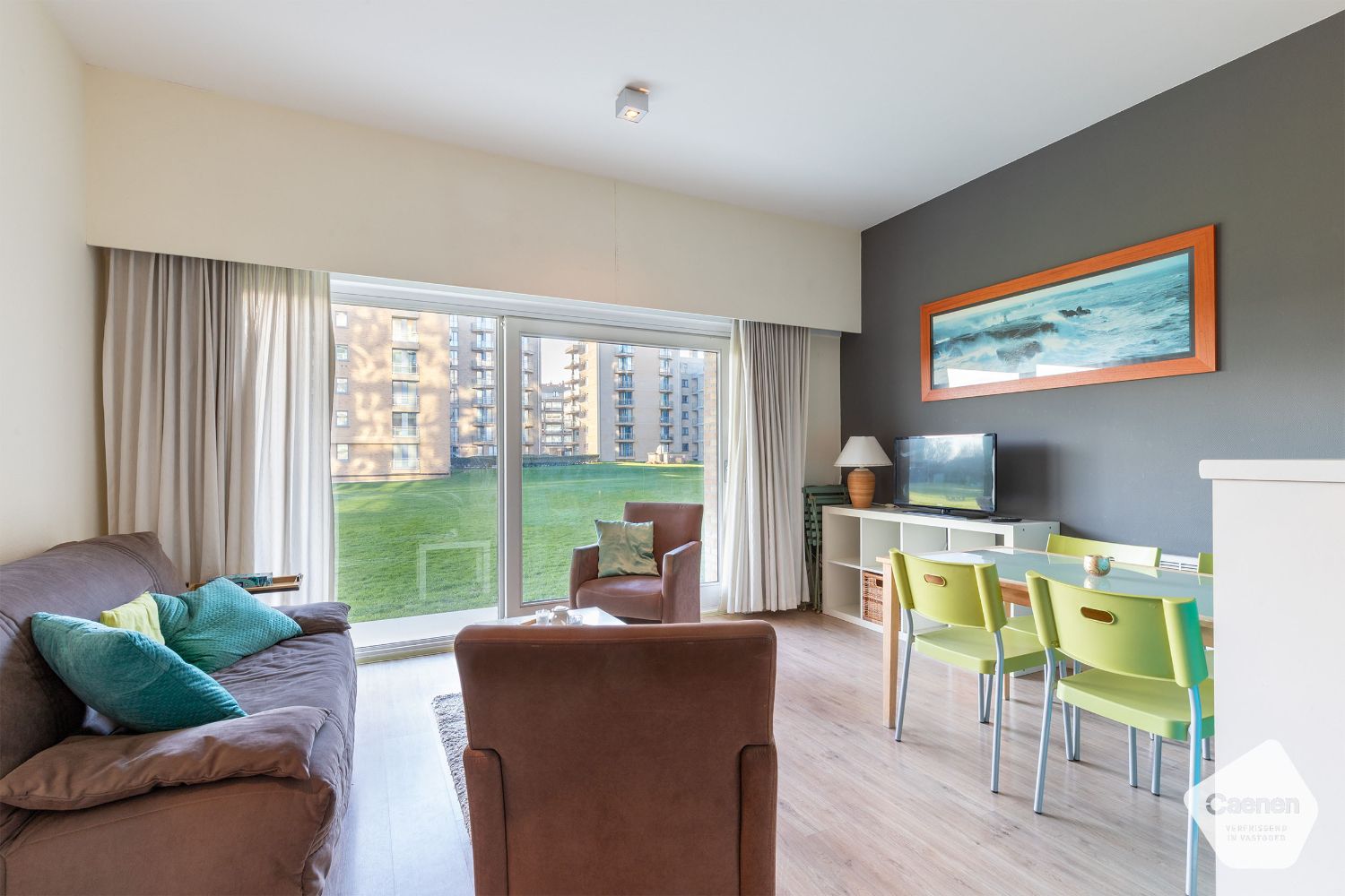 Hoofdfoto van de publicatie: Zuid-west gerichte studio met slaaphoek op A-ligging!