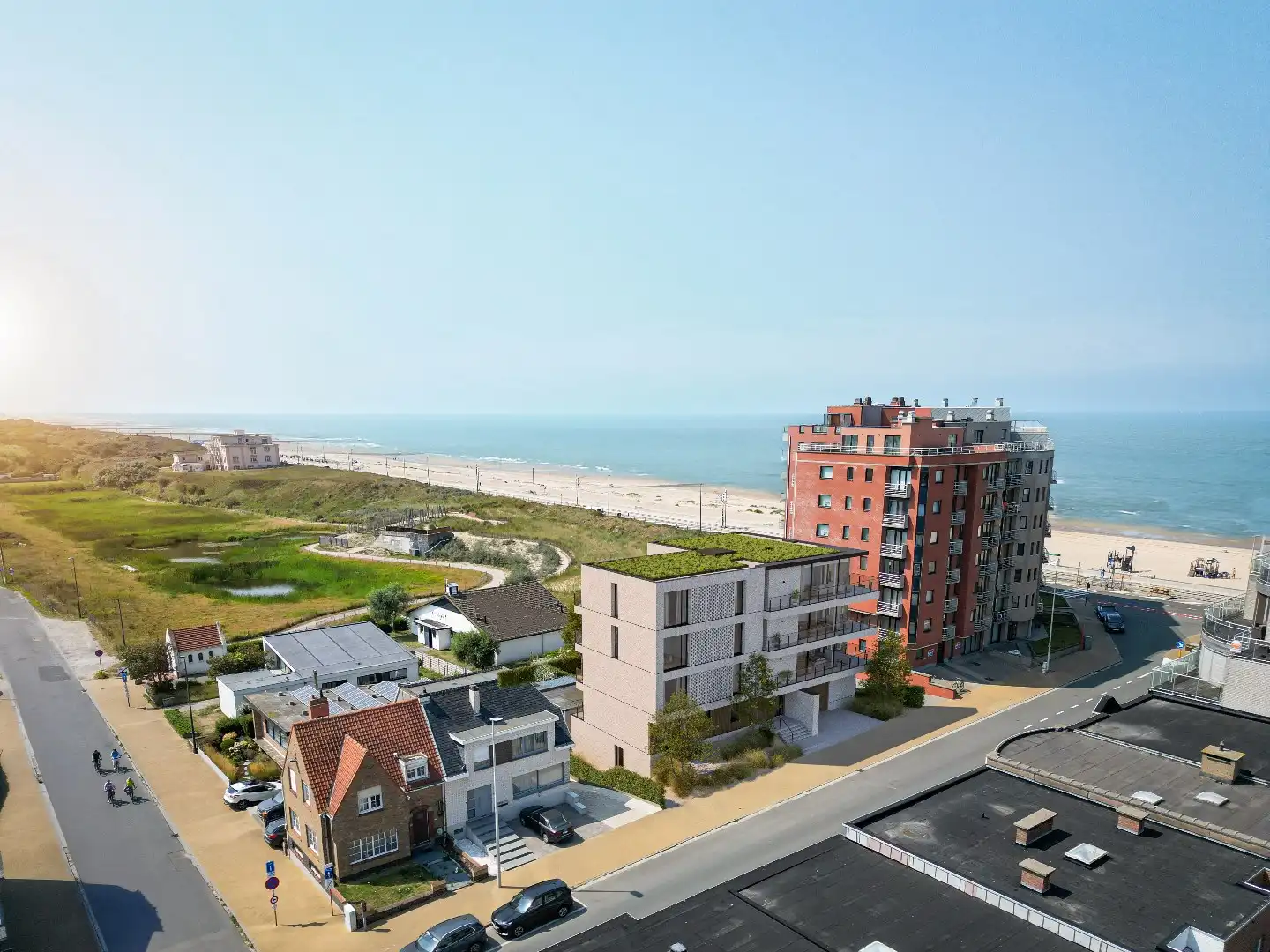 Exclusief nieuwbouwappartement met zonneterras en duin- en zeezicht! foto 2