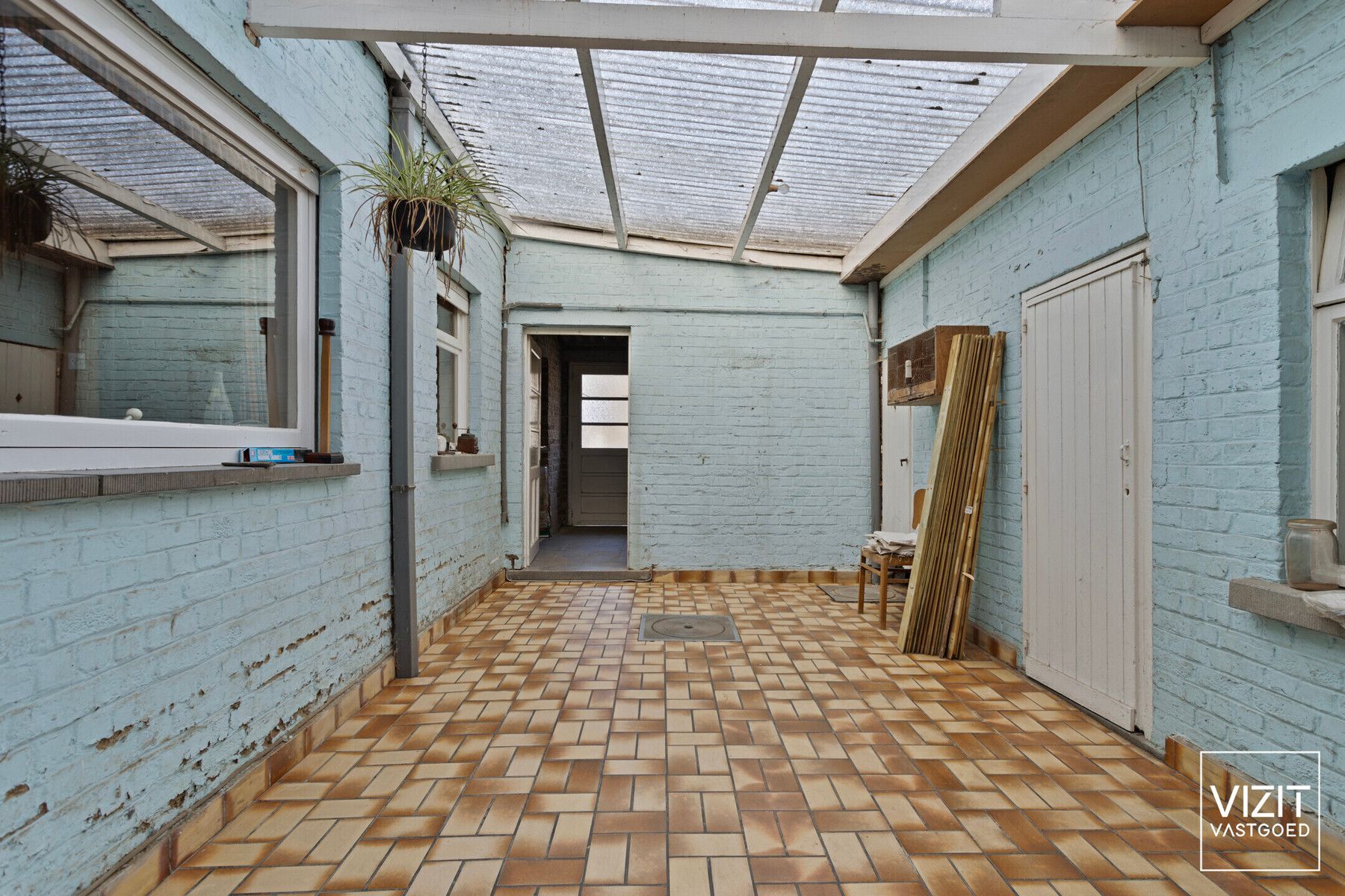 Te renoveren woning met potentieel in Denderhoutem foto 12