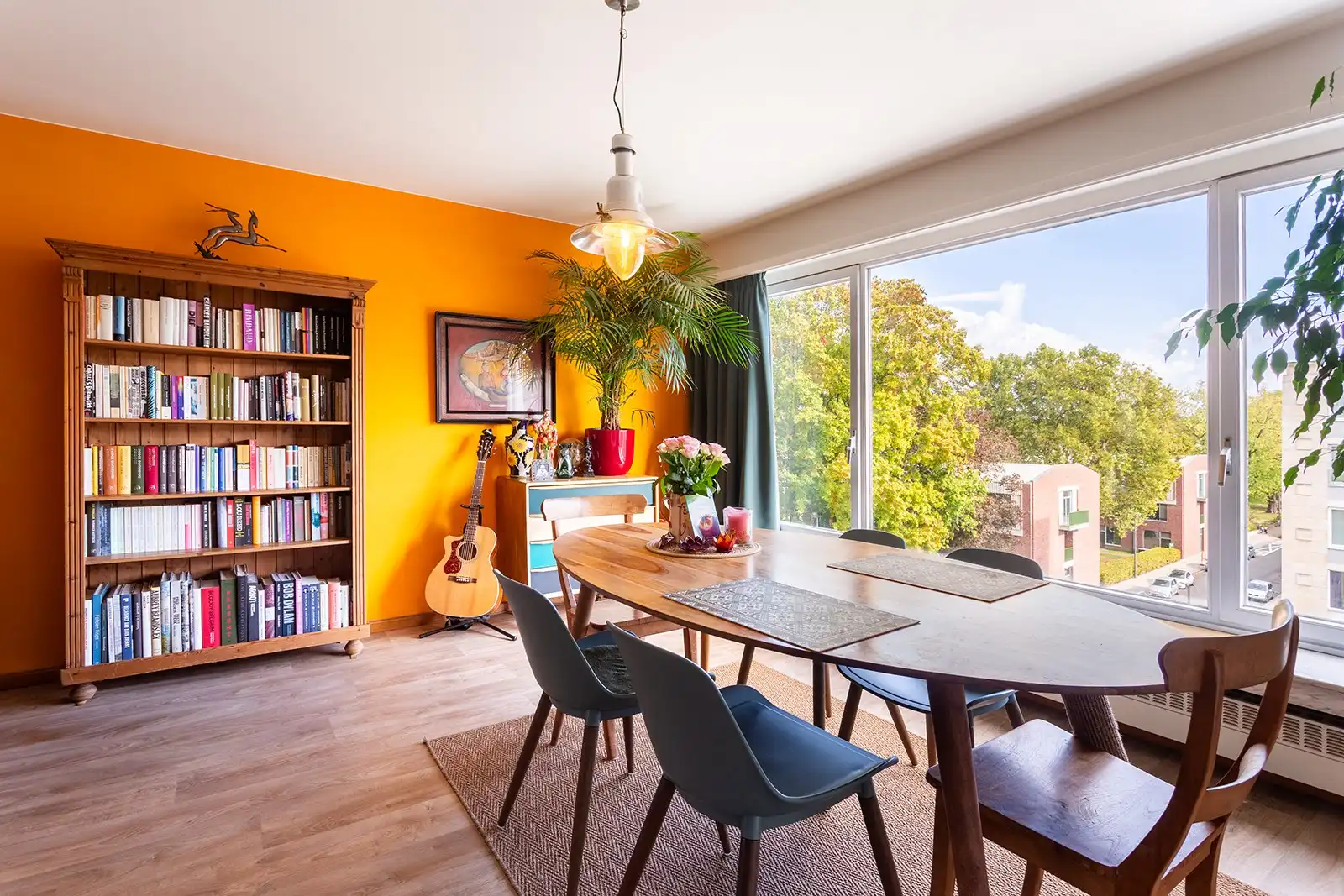 Ruim en licht appartement met 3 slaapkamers en terras foto 6