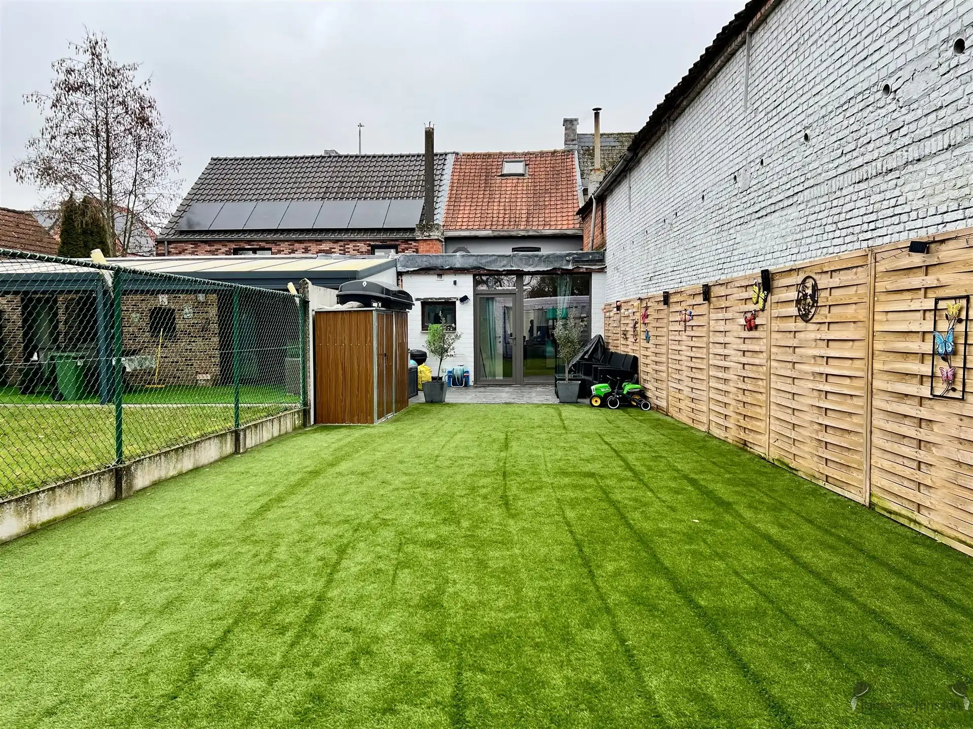 Eengezinswoning met 2 slpkmrs & tuin in doodlopende straat foto 15