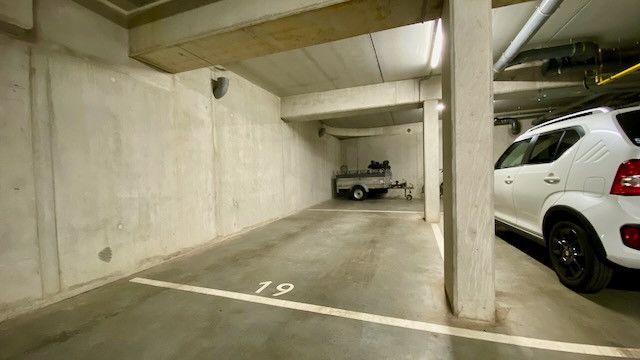 Ruime ondergrondse parking in het mooie domein 'Drakenhof'! foto 6