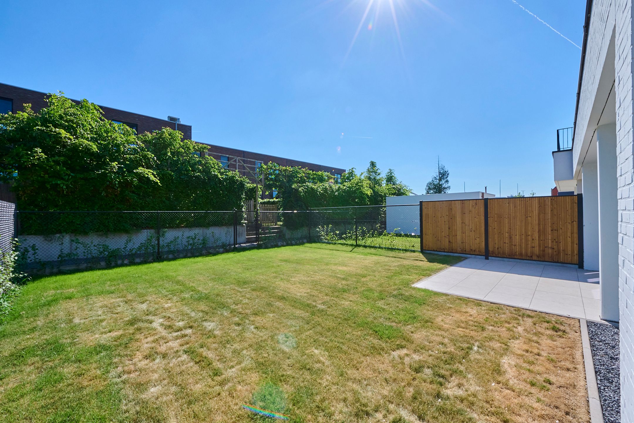 Gerenoveerd glv appartement (125m²) + zuidgerichte tuin foto 8