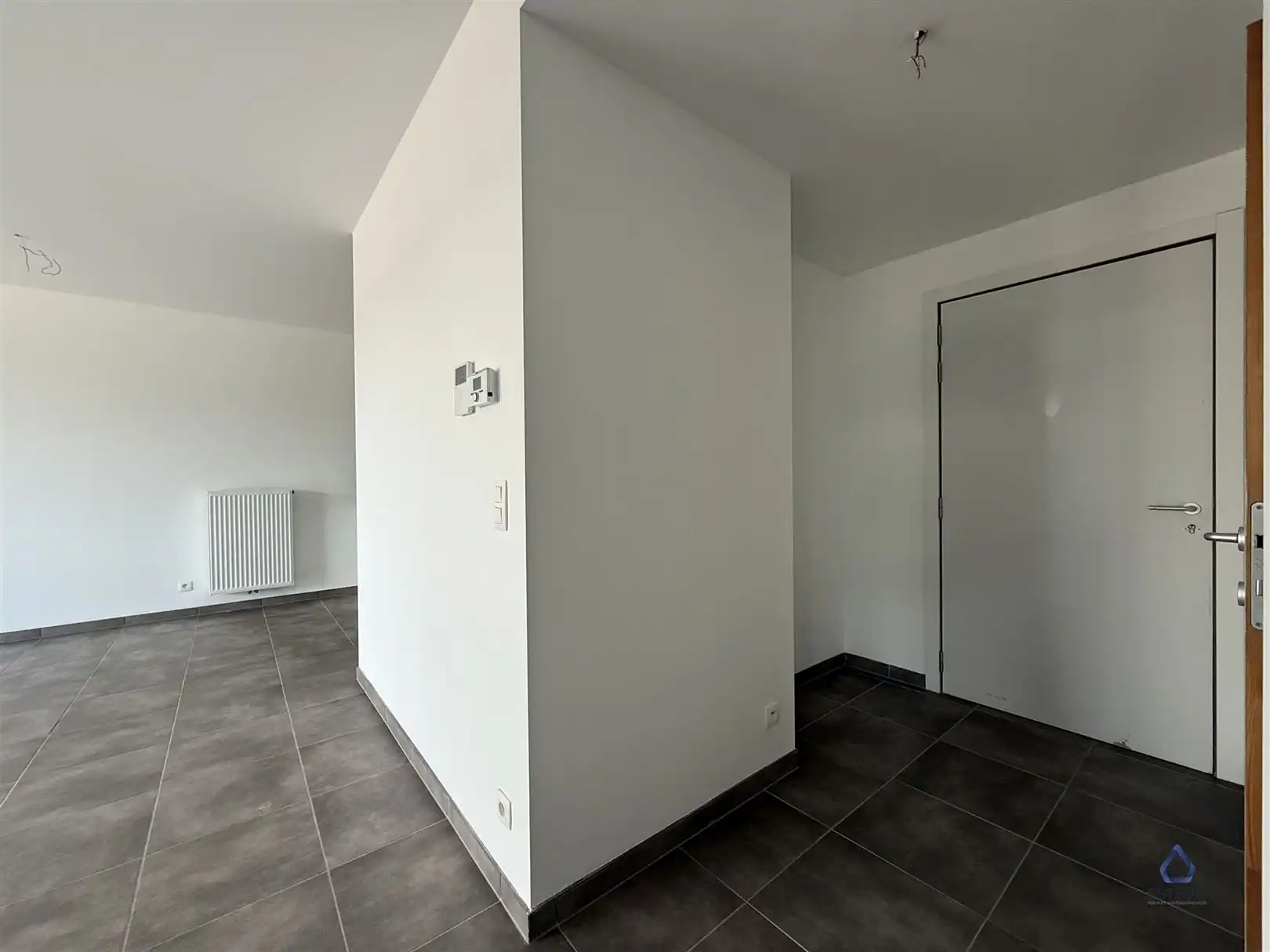 Nieuwbouwappartement met 1 slaapkamer en terras foto 2