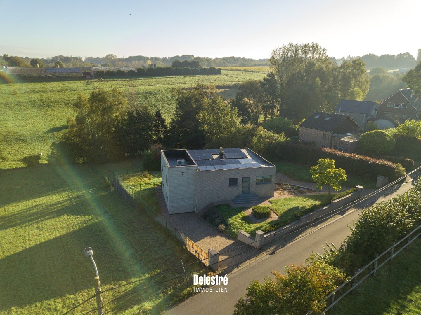 GERENOVEERDE VILLA OMGEVEN DOOR GROEN GEGEERDE ASBEEK foto 10