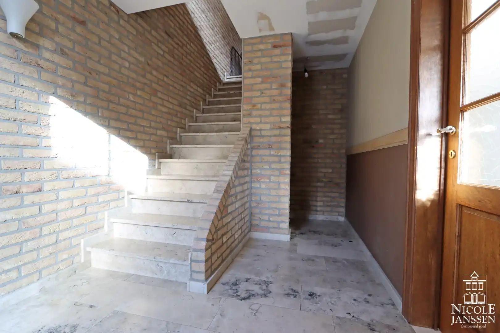 Woning met diepe tuin foto 2