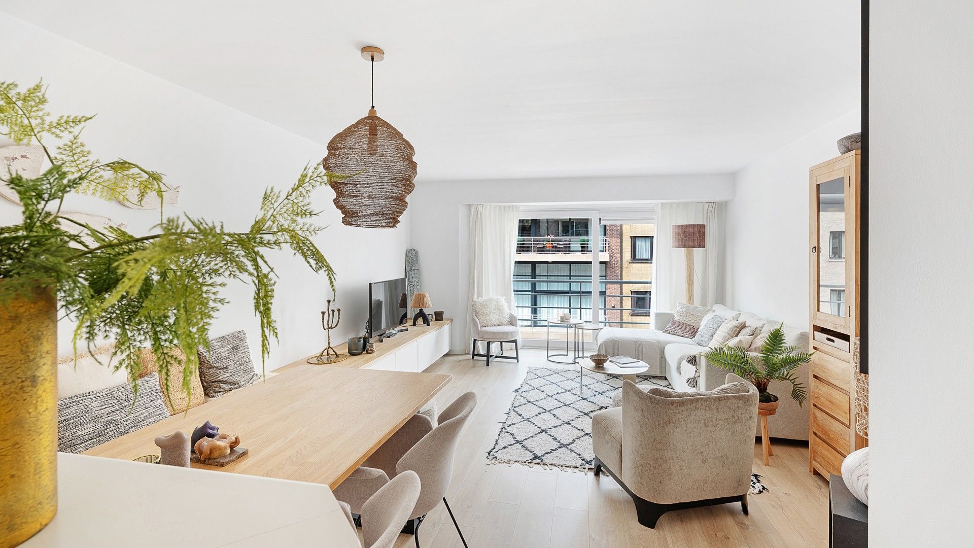 Toplocatie in Knokke: comfortabel appartement met 2 slaapkamers en terras foto {{pictureIndex}}