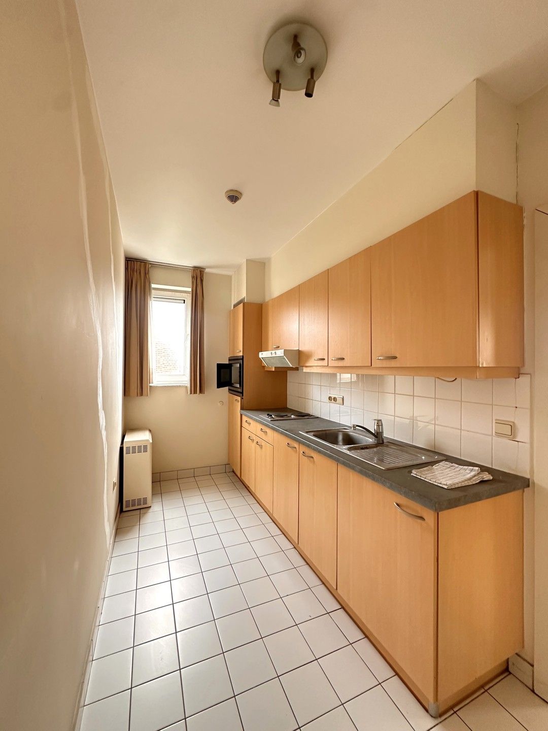 SCHAERBEEK – Instapklare 2-slaapkamerflat nabij Europese instellingen foto 4