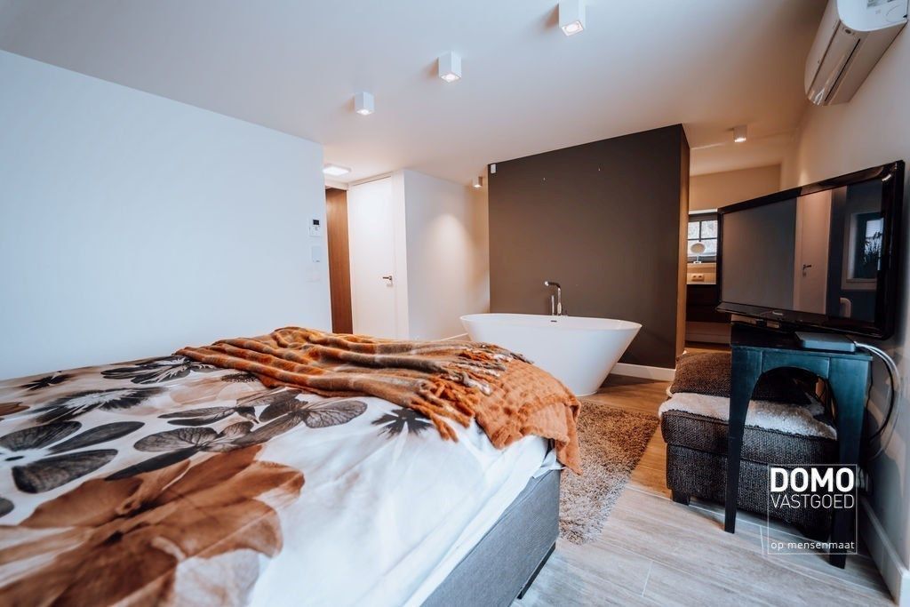 Exclusieve villa, zeer rustig gelegen, aan de groene bossen van Bolderberg. foto 21