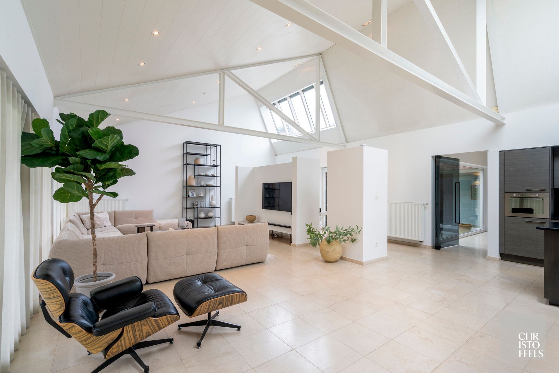 Gelijkvloerse woning met hoge plafonds in Dilsen-Stokkem! foto 3