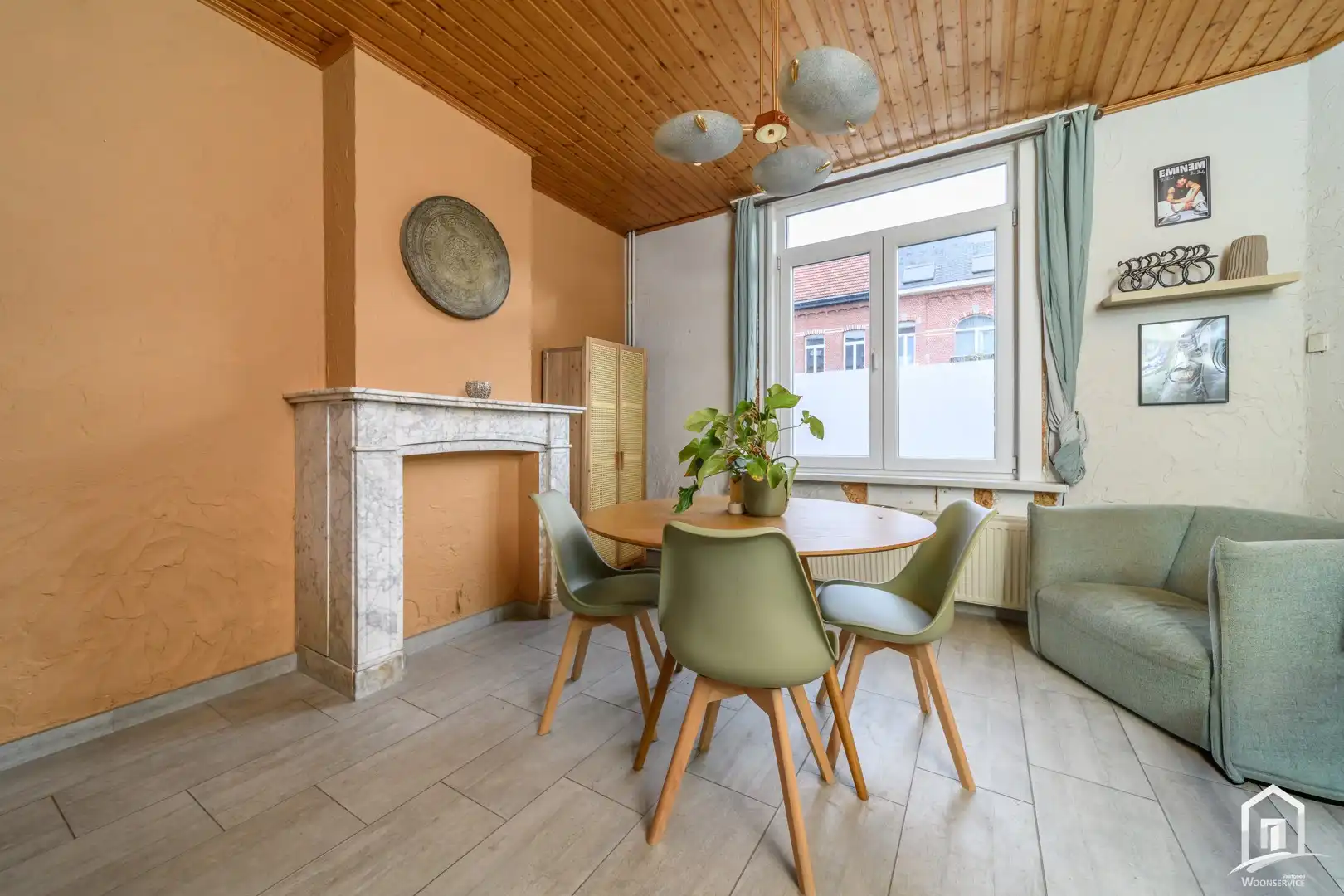 Karaktervolle burgerwoning met tuin in Sint-Gillis-bij-Dendermonde foto {{pictureIndex}}