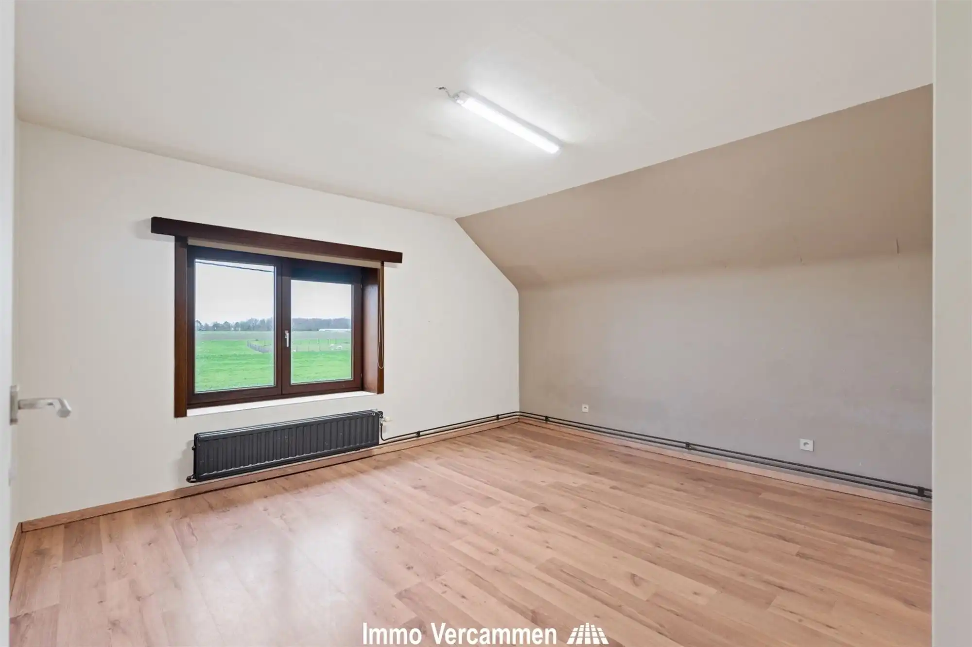 Verrassend ruime, landelijke woning te Putte foto 12