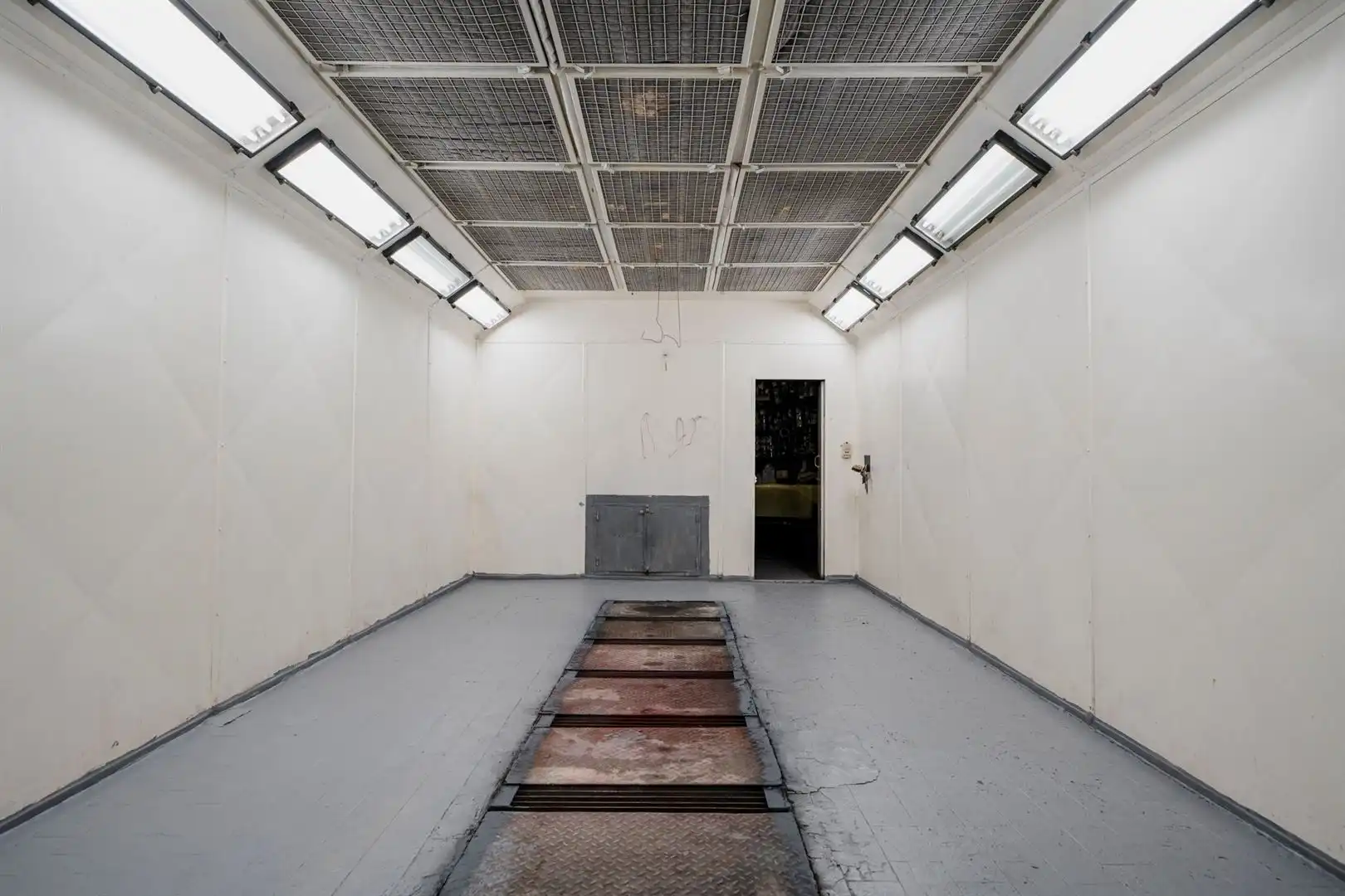 Functionele werkplaats/garage met uitstekende bereikbaarheid  foto 11