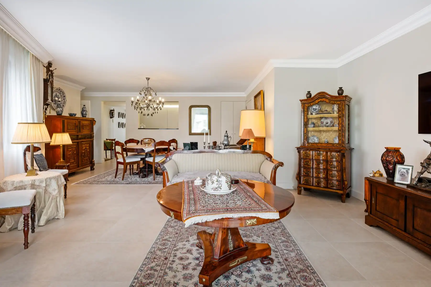 Gelijkvloers appartement met 2 slaapkamers, bureau en terras foto 4
