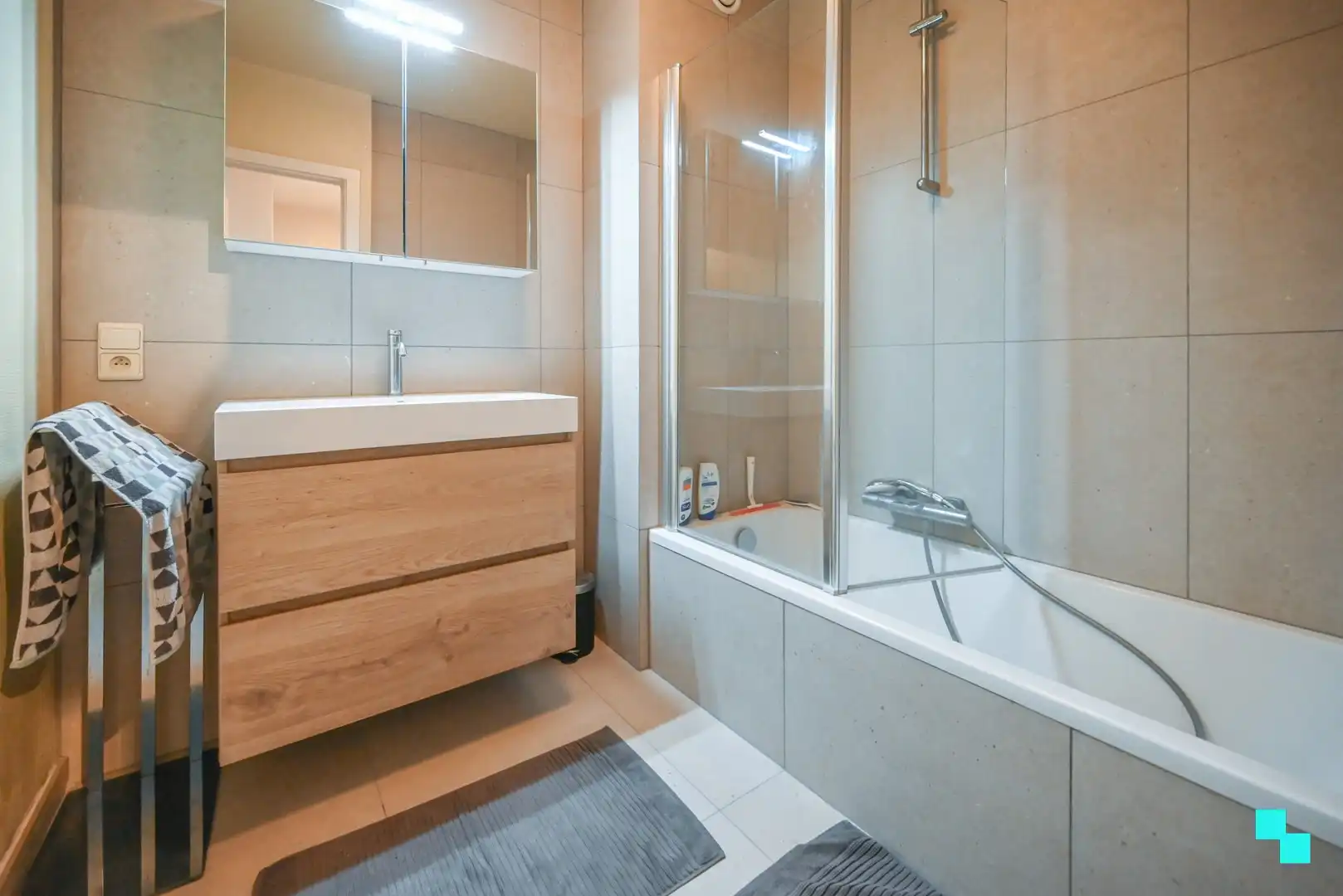 Tweeslaapkamerappartement in centrum Izegem foto 18