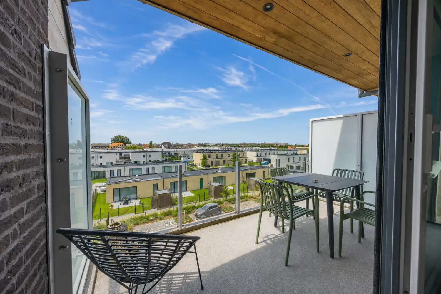 Lichtrijk duplex-appartement te residentie Modena foto 2