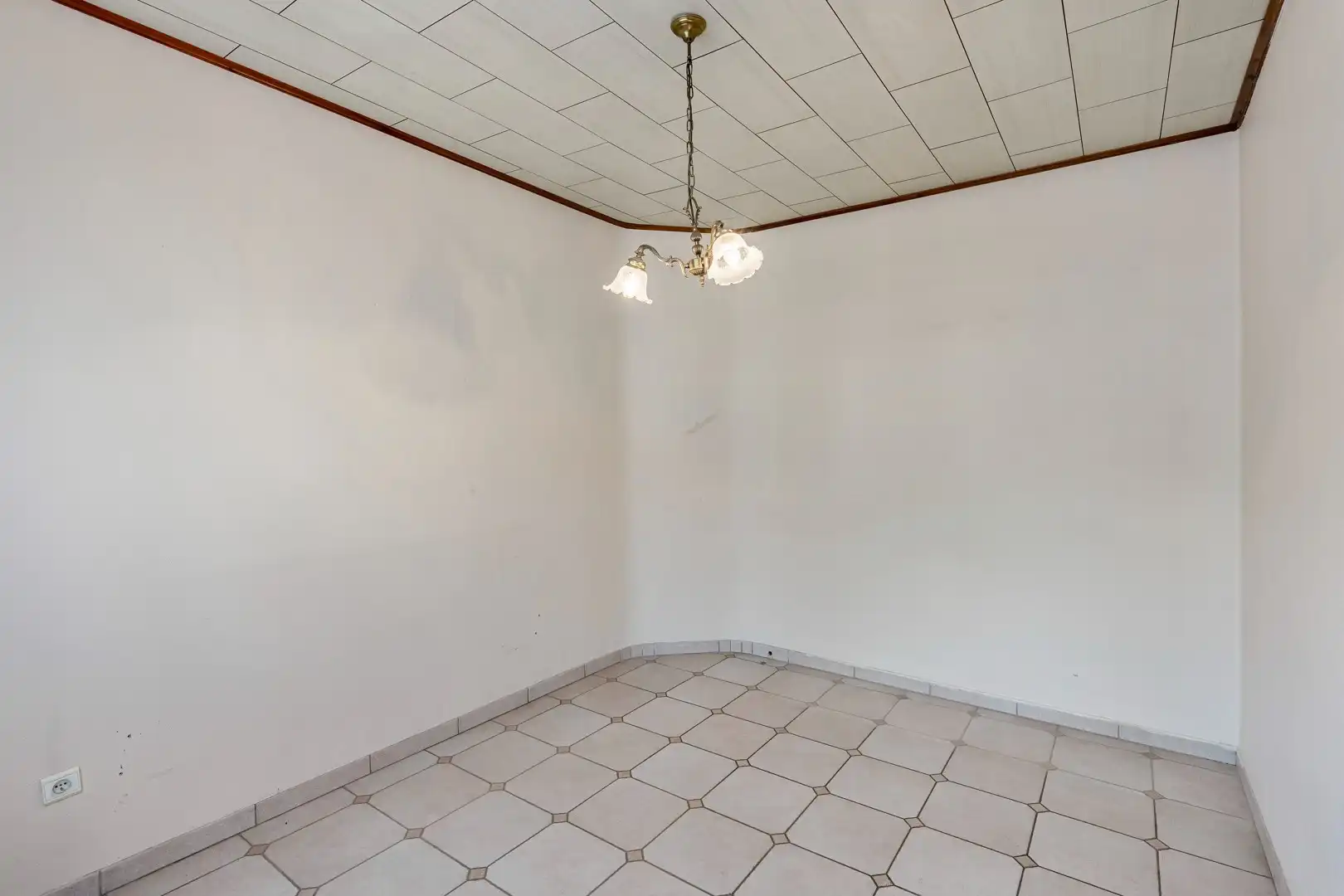🏡&nbsp;Knusse woning met 4 slaapkamers en veel potentieel te Houthalen foto 6