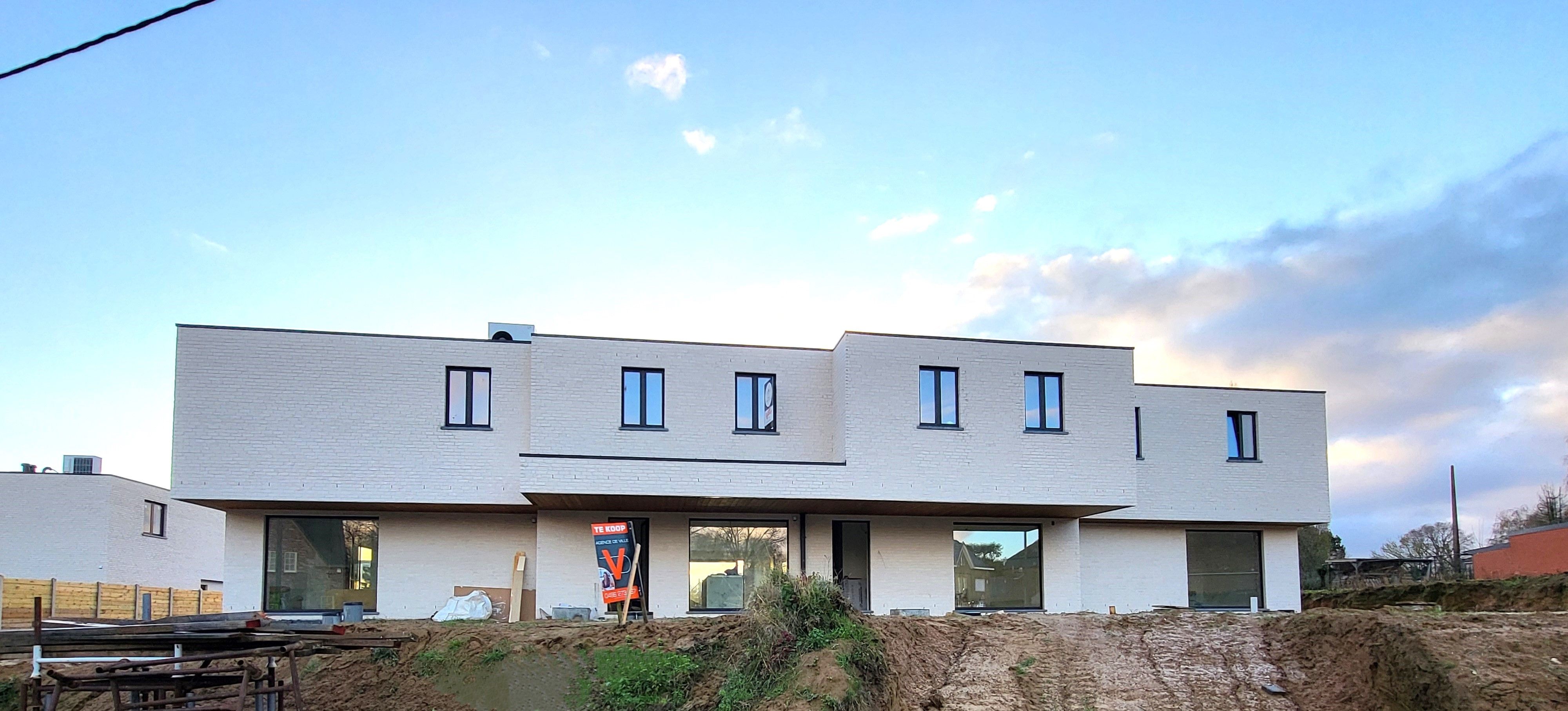 Halfopen bebouwing  foto 22