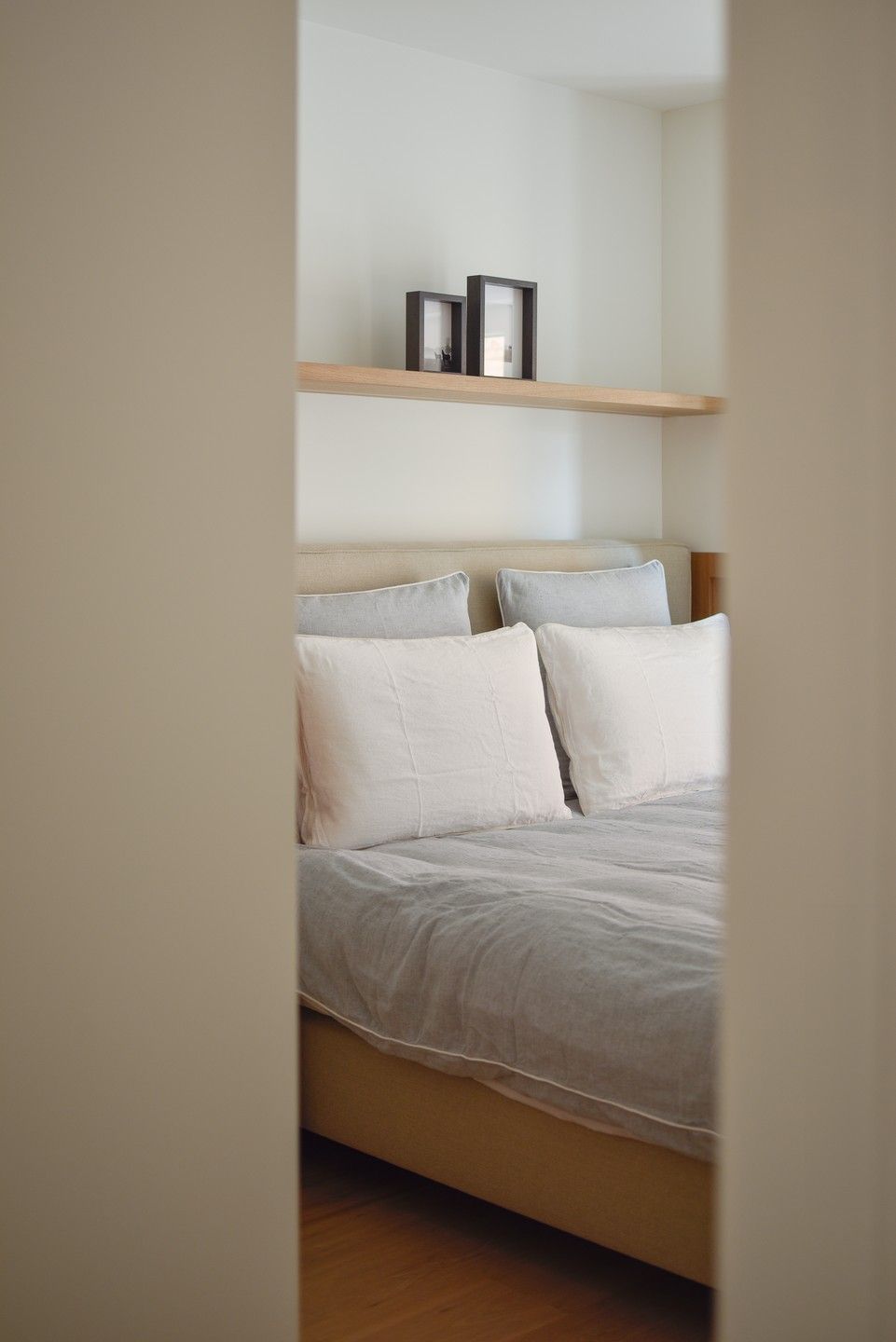 Toprenovatie met 3 slaapkamers en zijdelings zeezicht foto 13