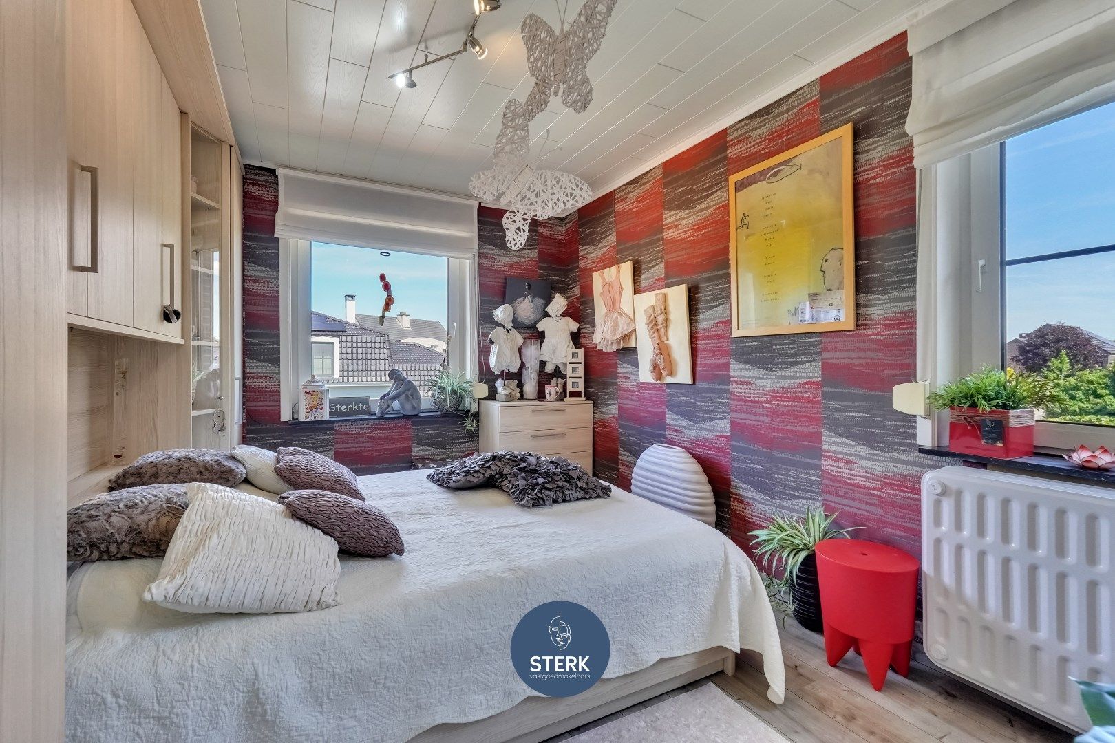 RUIME WONING MET COMMERCIËLE RUIMTE OP EEN CENTRALE LIGGING TE MAASMECHELEN !  foto 16